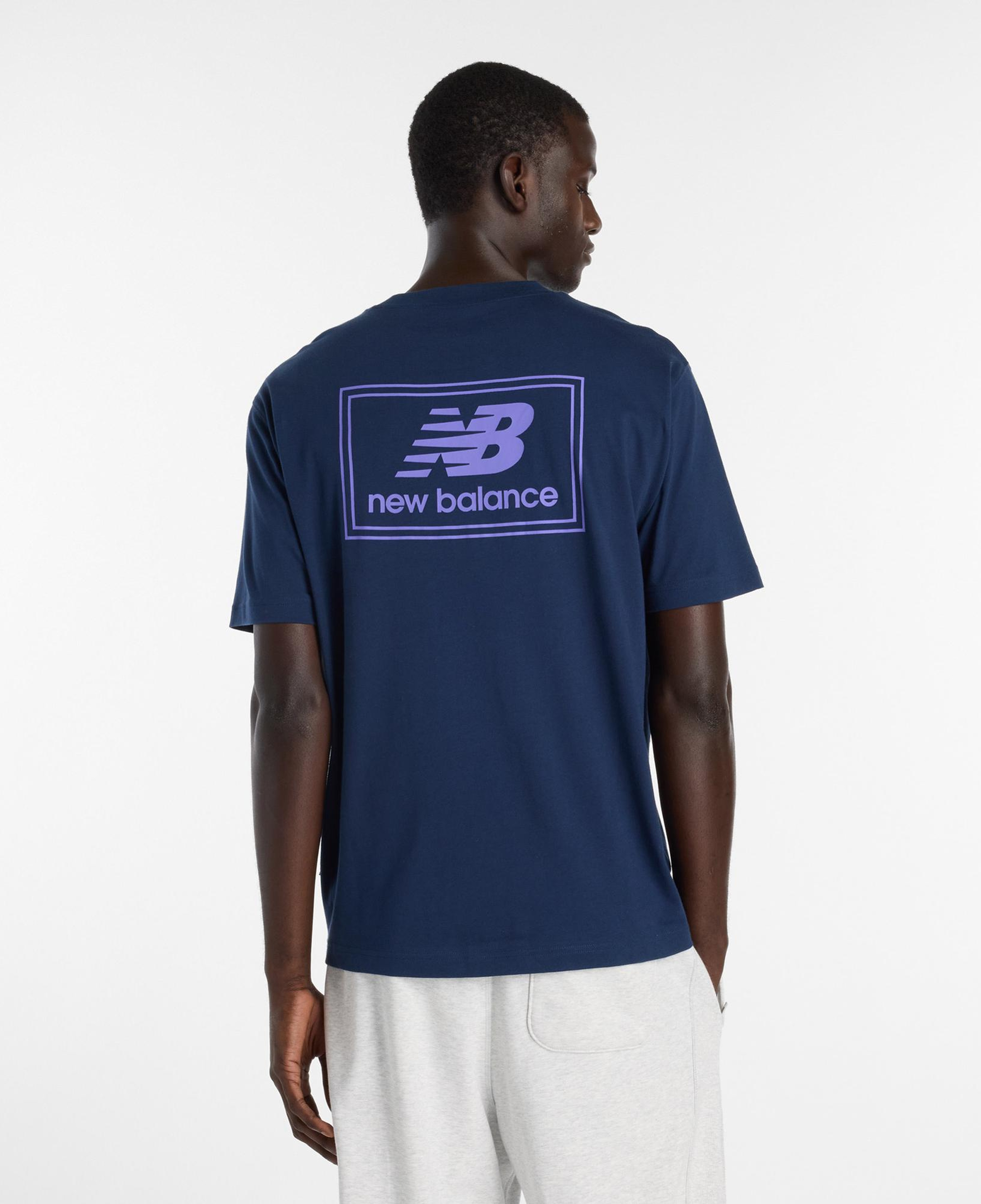 New Balance Woven Label Erkek Mavi T-Shirt