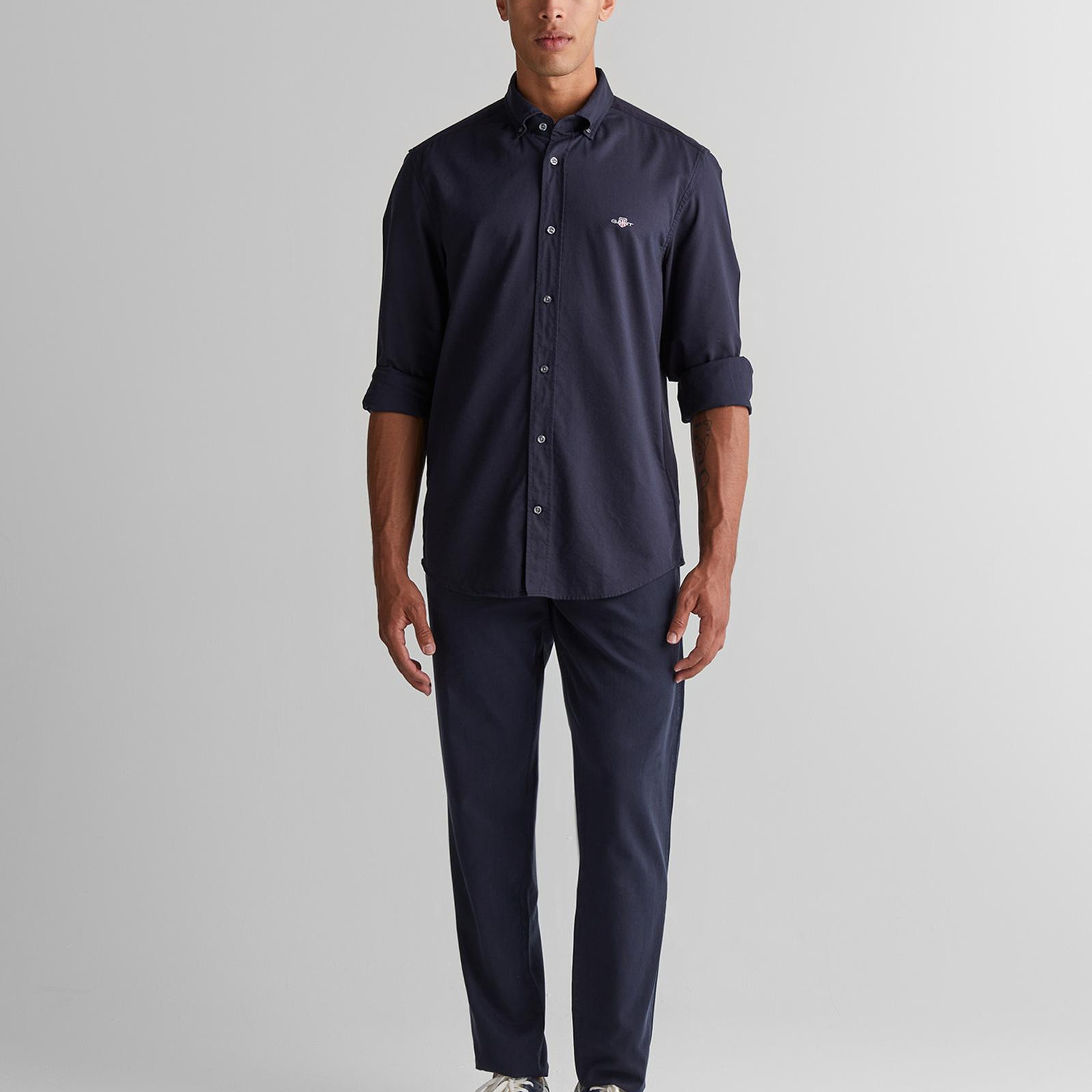 GANT Erkek Laciver Düğmeli Yaka Logolu Gömlek