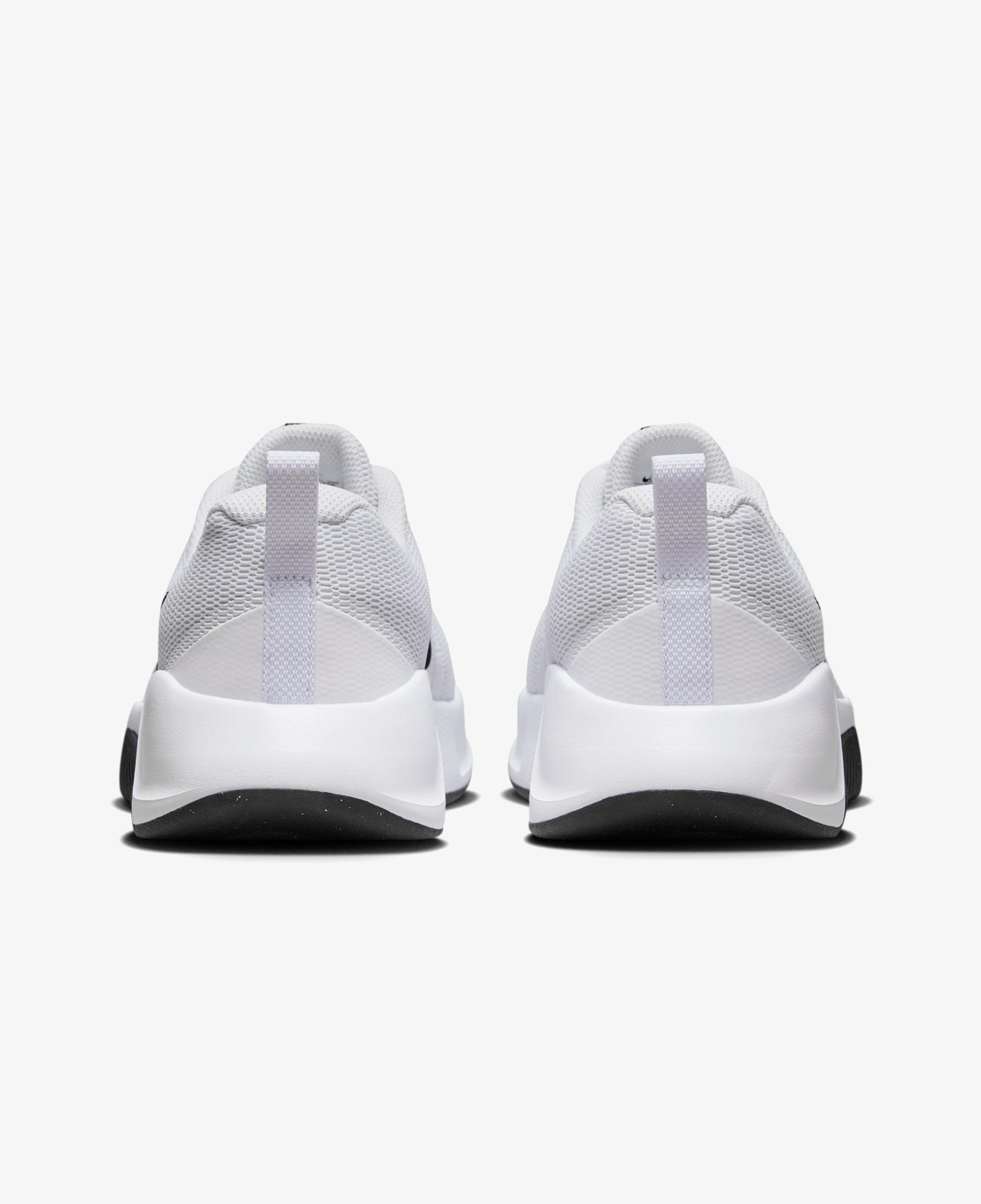 Nike MC Trainer 3 Erkek Beyaz Spor Ayakkabı