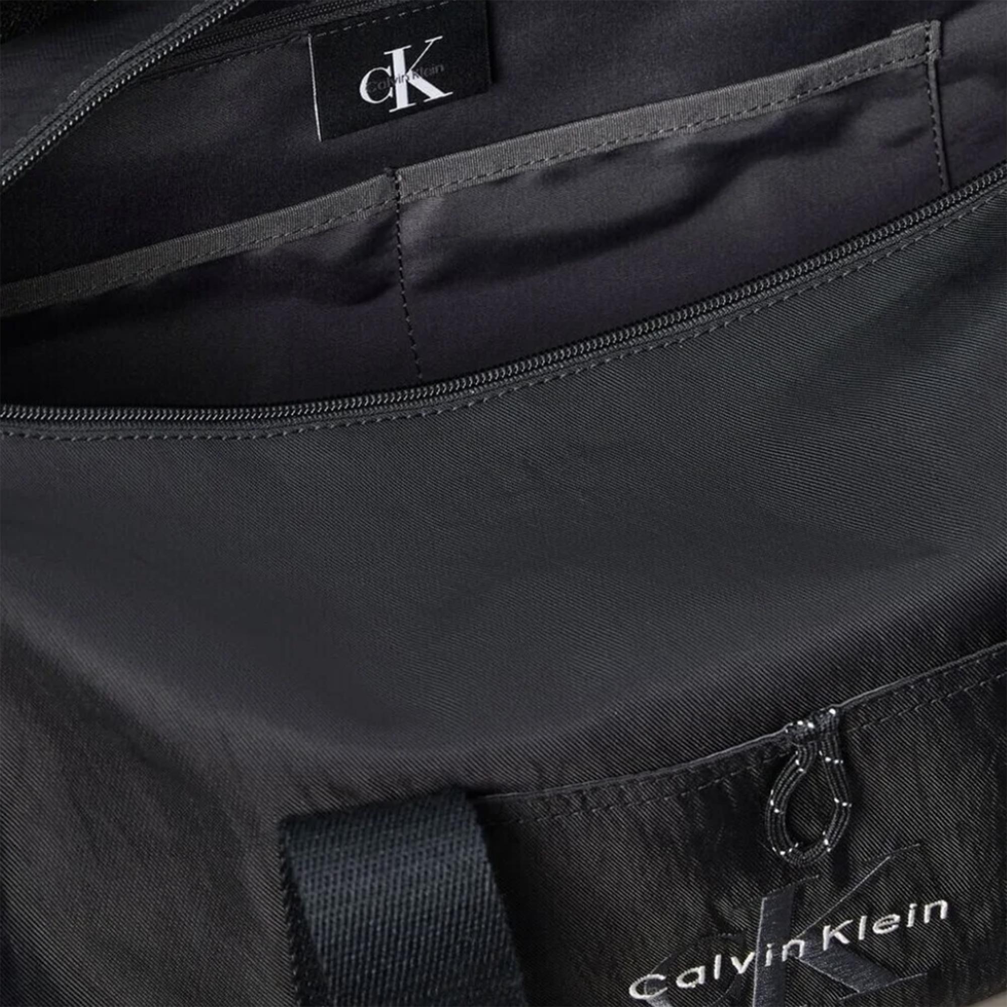 Calvin Klein Bold Weekender Erkek Siyah Spor Çantası