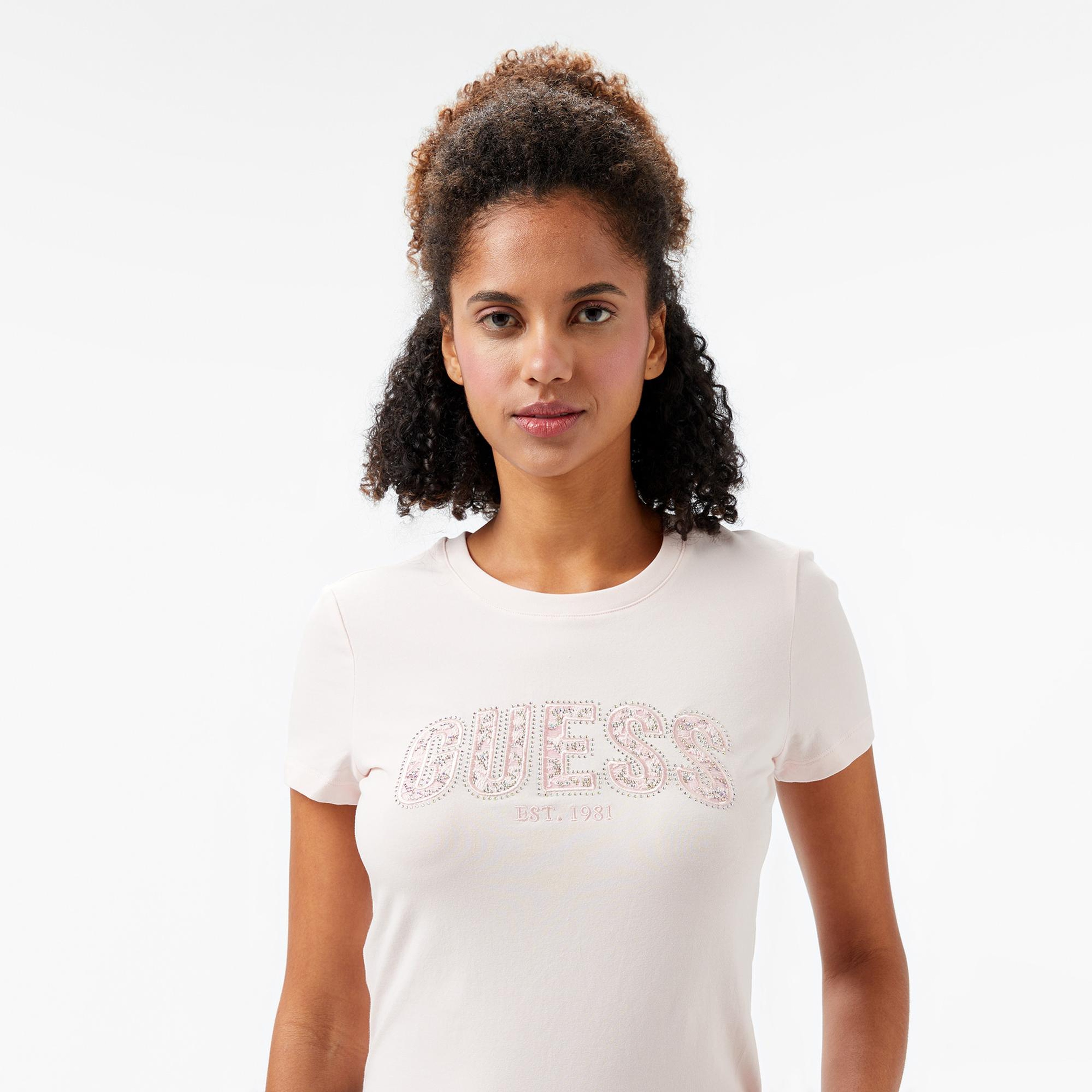Guess Logo Kadın Beyaz T-Shirt