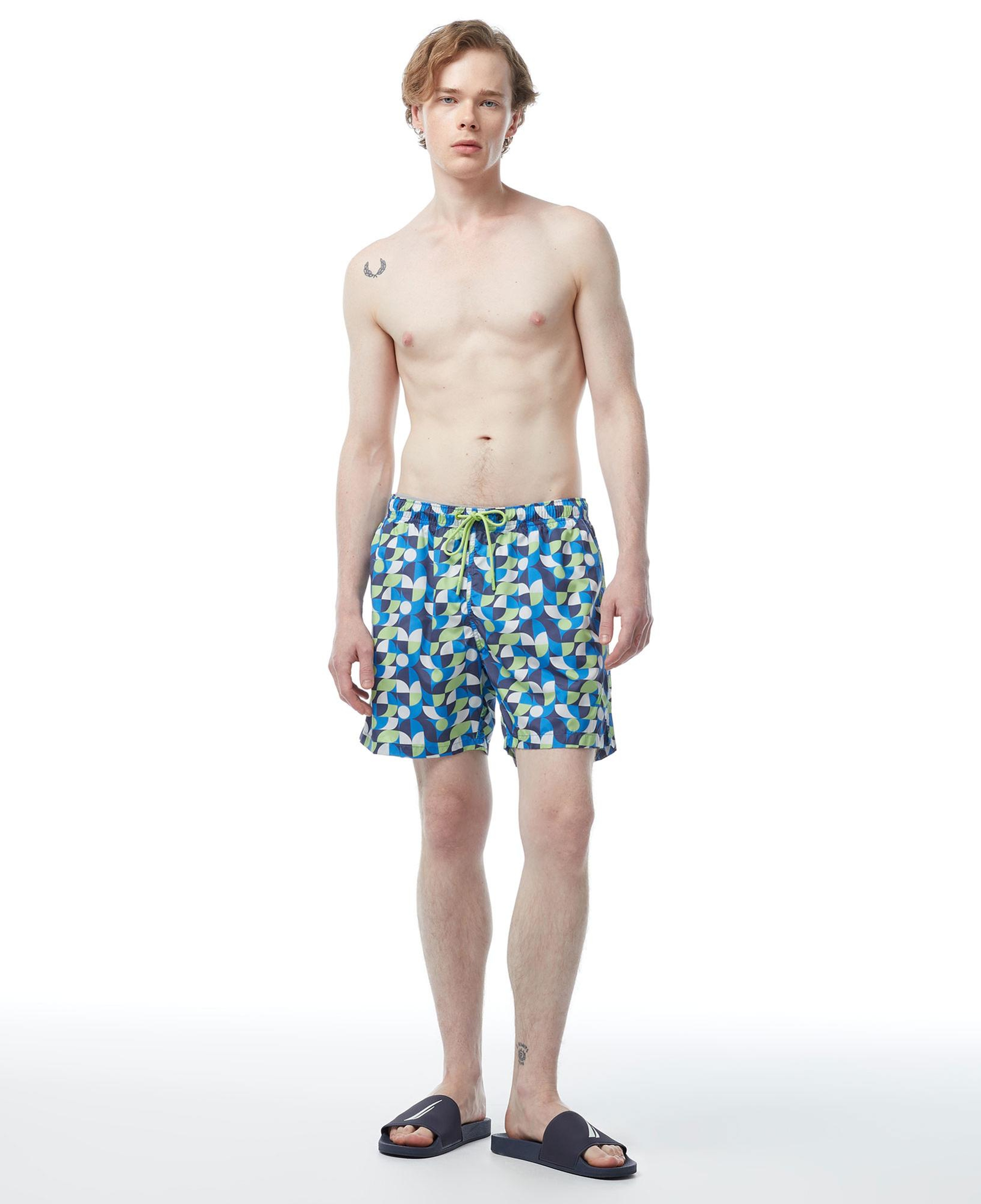 Nautica Erkek Lacivert Standart Fit Deniz Şortu