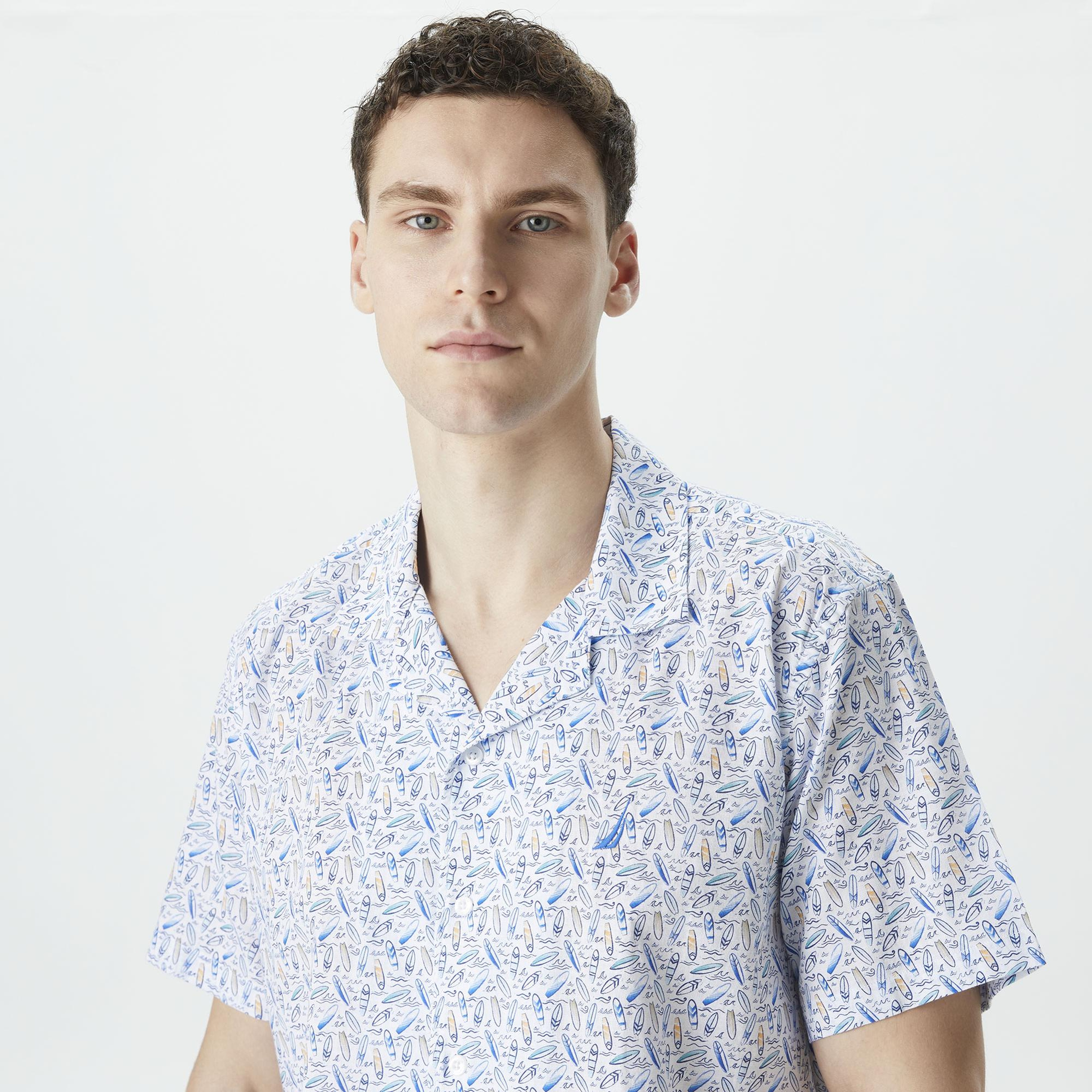 Nautica Erkek Beyaz Classic Fit Kısa Kollu Desenli Gömlek