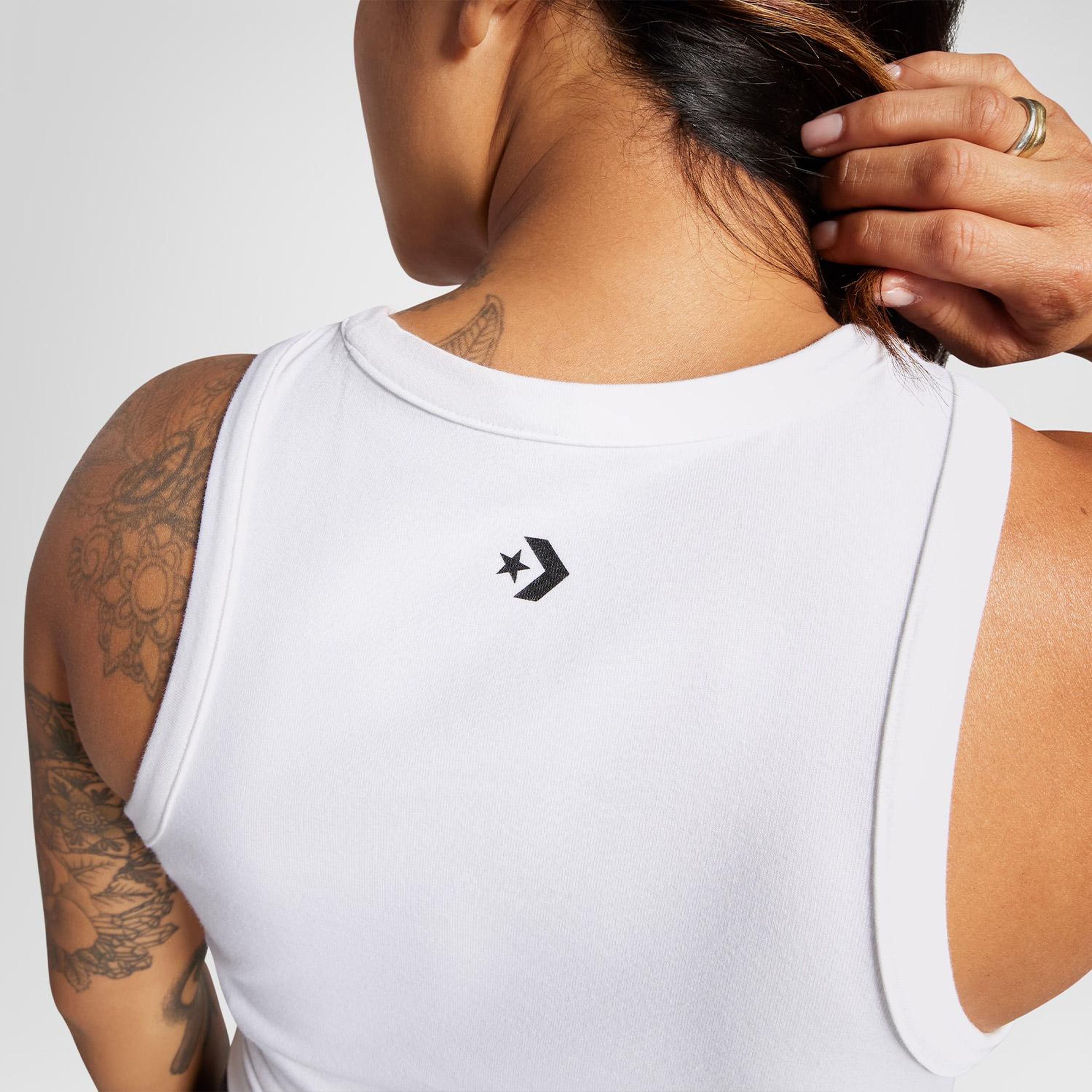 Converse Slim Fit Kadın Beyaz Crop Top