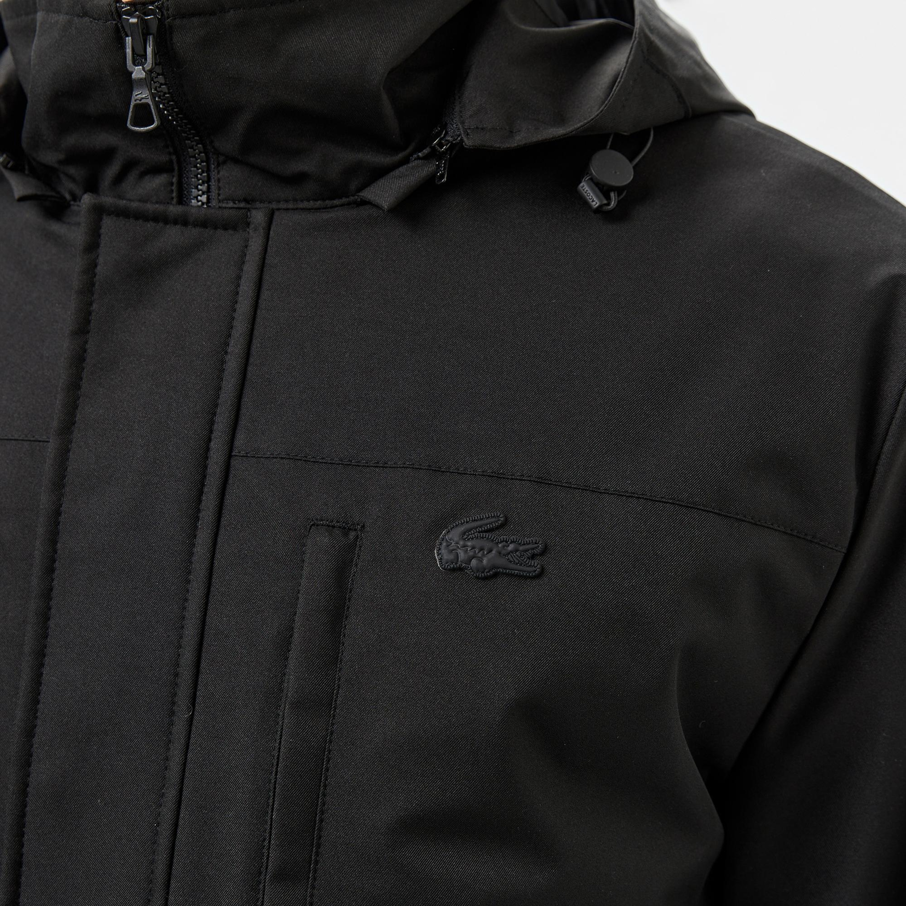 Lacoste Erkek Regular Fit Kapüşonlu Baskılı Siyah Yağmurluk