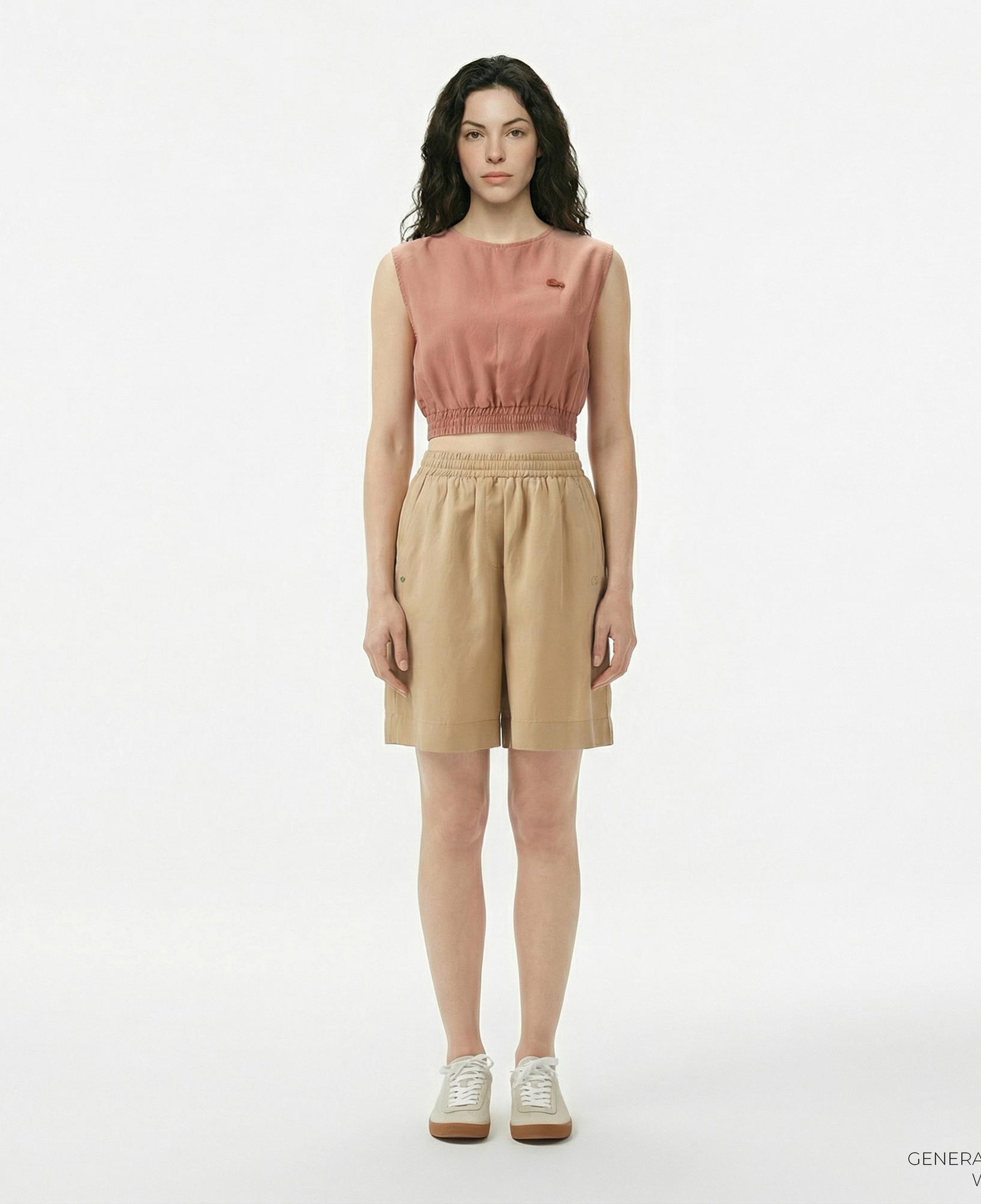 Lacoste Kadın Regular Fit Bej Bermuda Şort
