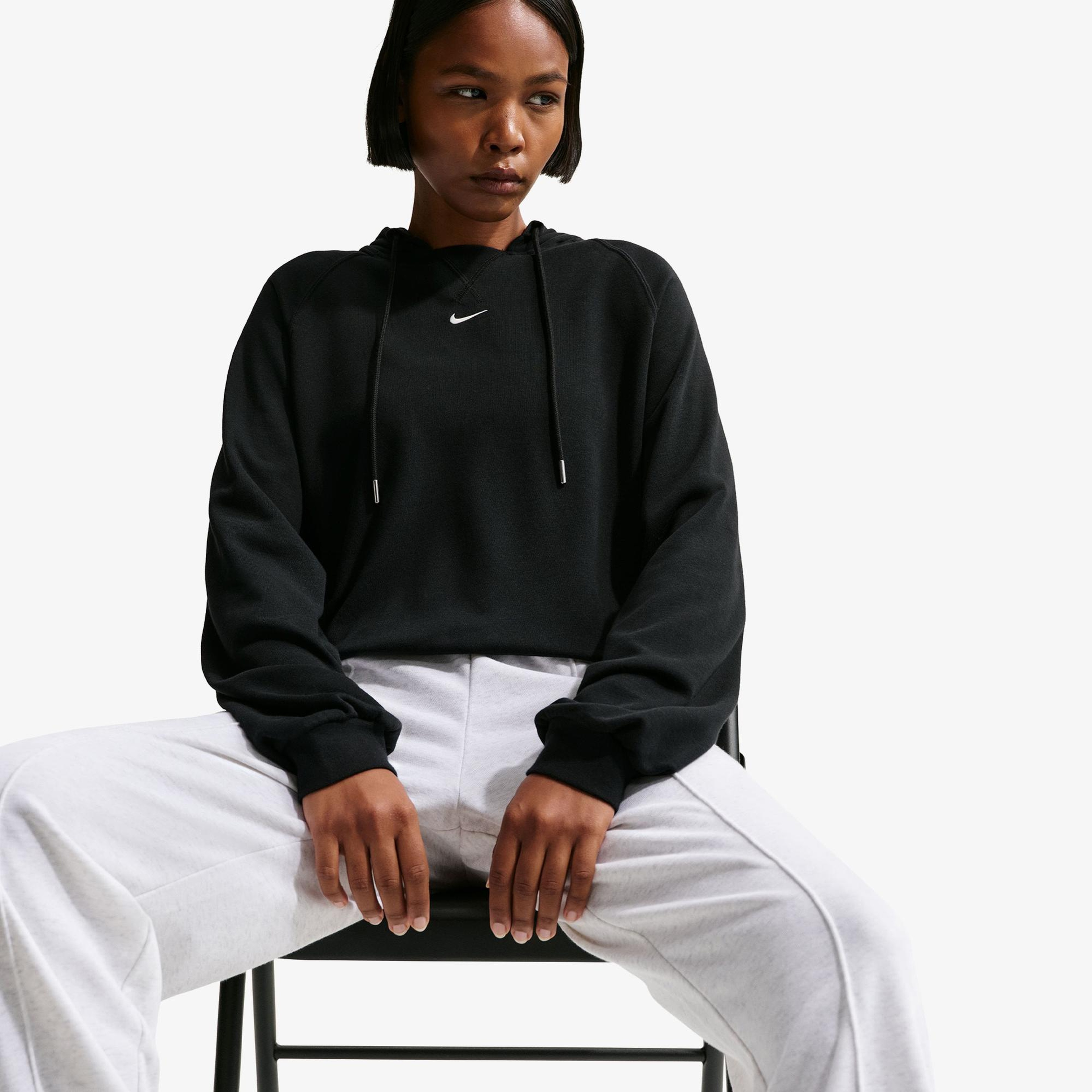 Nike Sportswear Chill Terry Kadın Siyah Sweatshirt