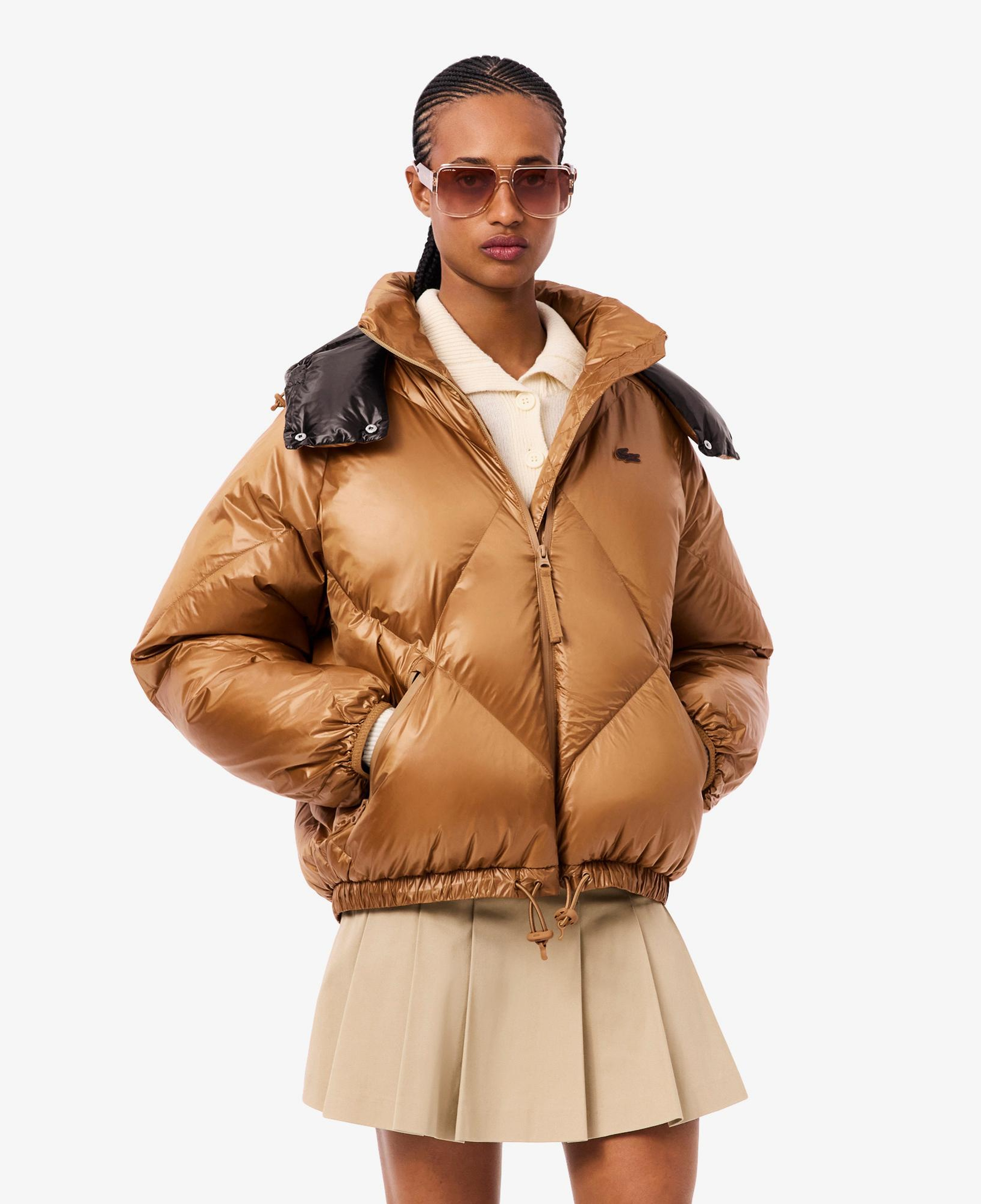 Lacoste Kadın Oversize Fit Kapüşonlu Kapitone Açık Kahverengi Mont