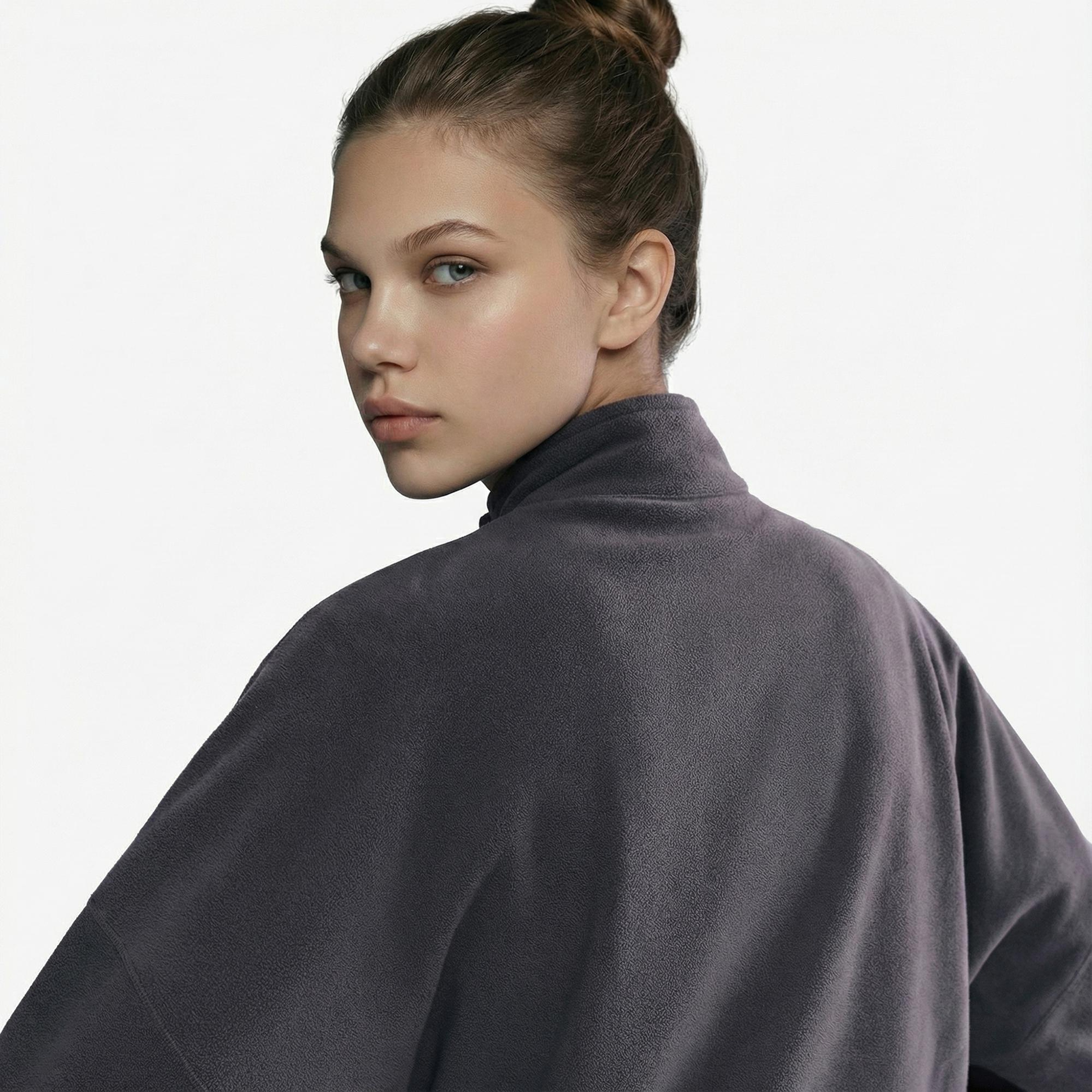 Nike One Therma-Fit Polar Kadın Gri Sweatshirt