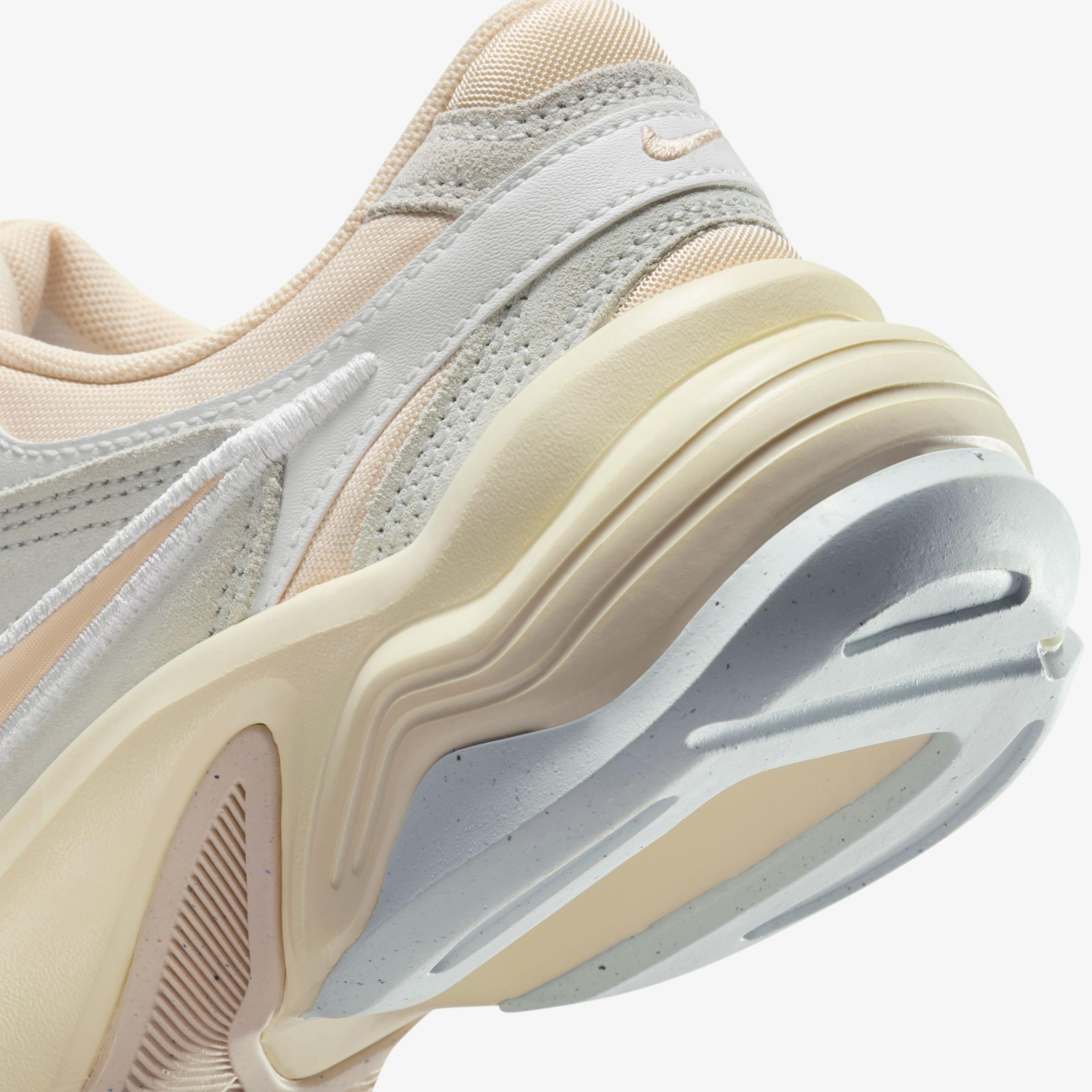 Nike AL8 Kadın Bej Spor Ayakkabı