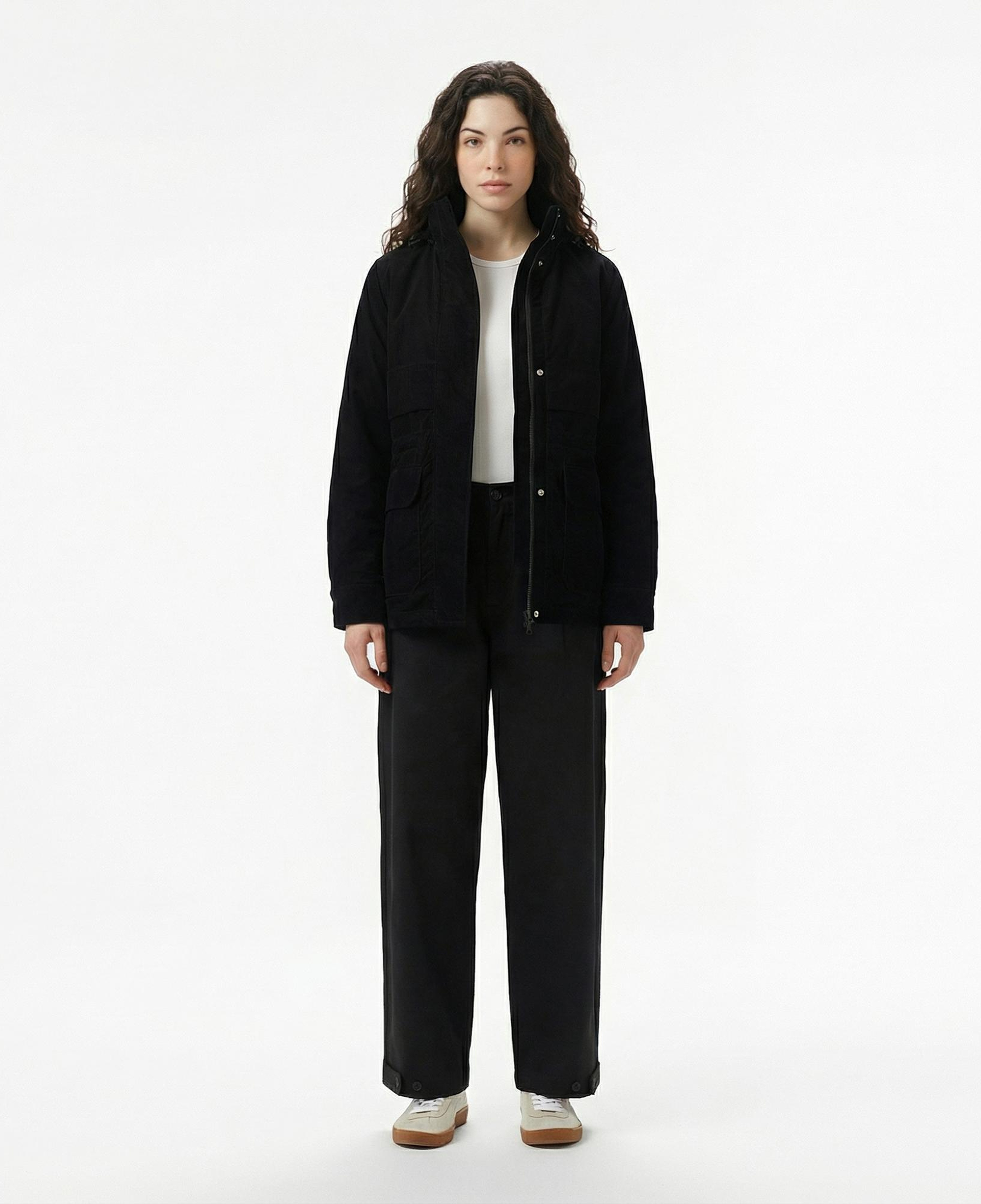 Lacoste Kadın Kapüşonlu Siyah Mont