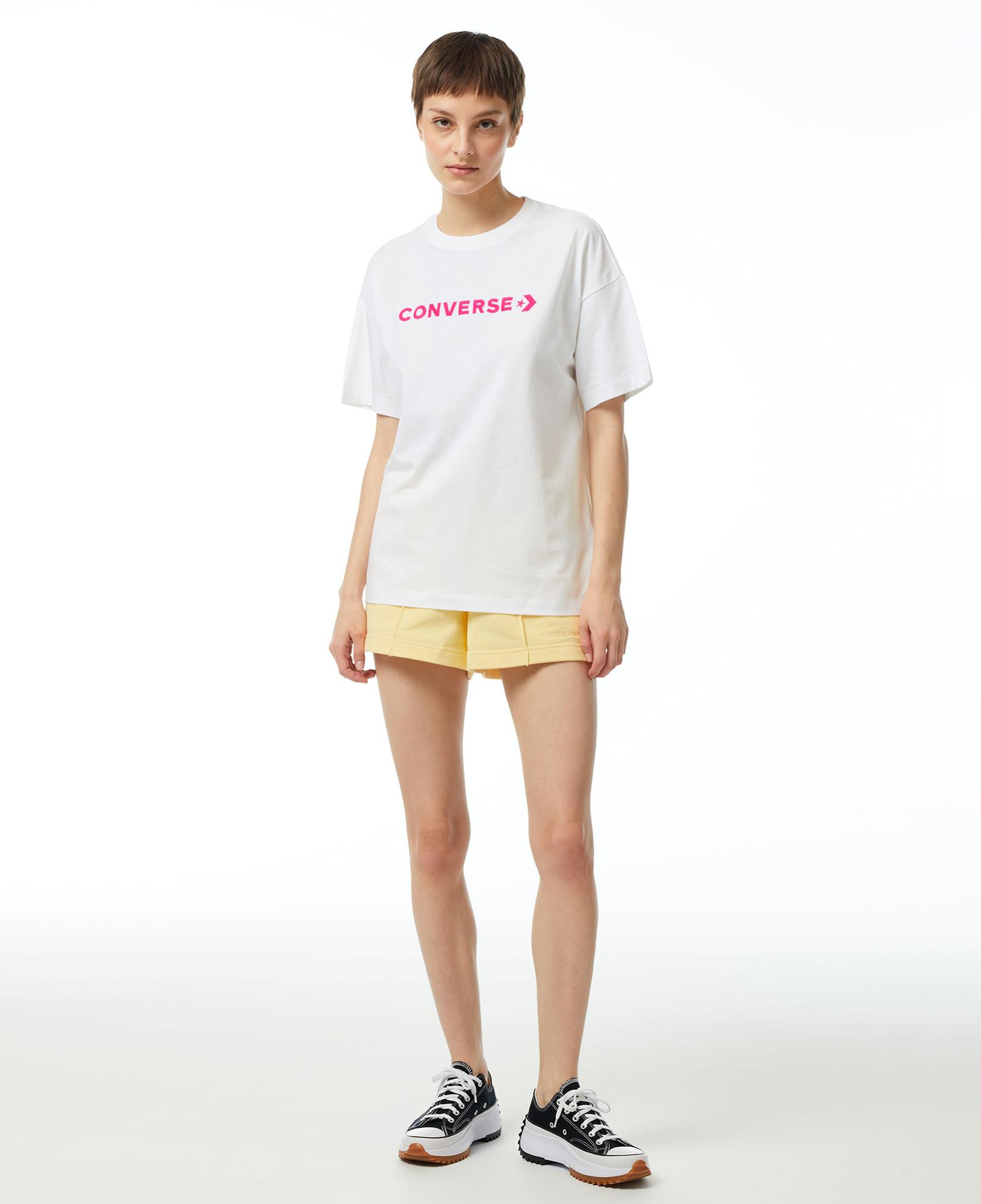 Converse Wordmark Relaxed Fit Baskılı Kadın Beyaz T-Shirt