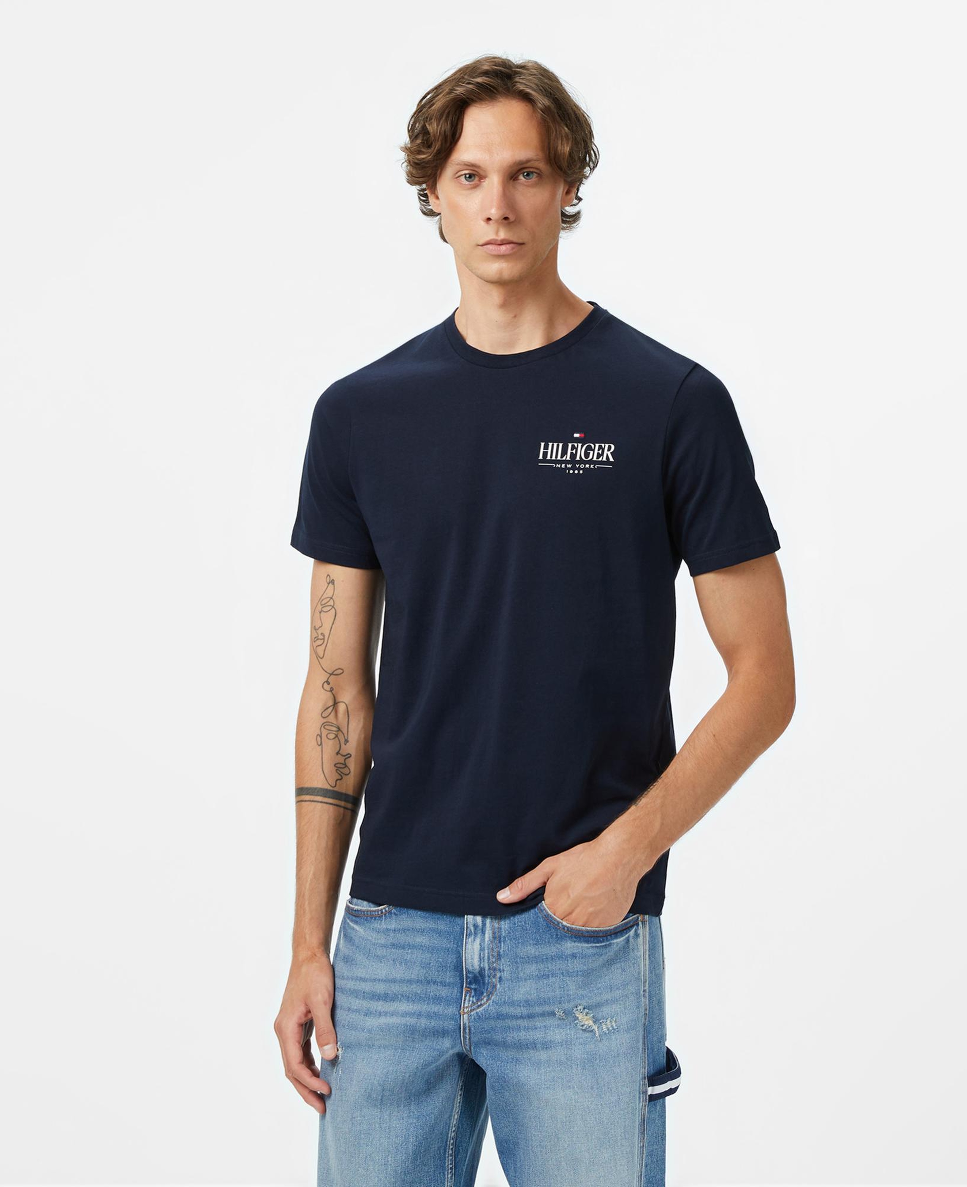 Tommy Hilfiger Brand Love Stack Erkek Lacivert T-Shirt
