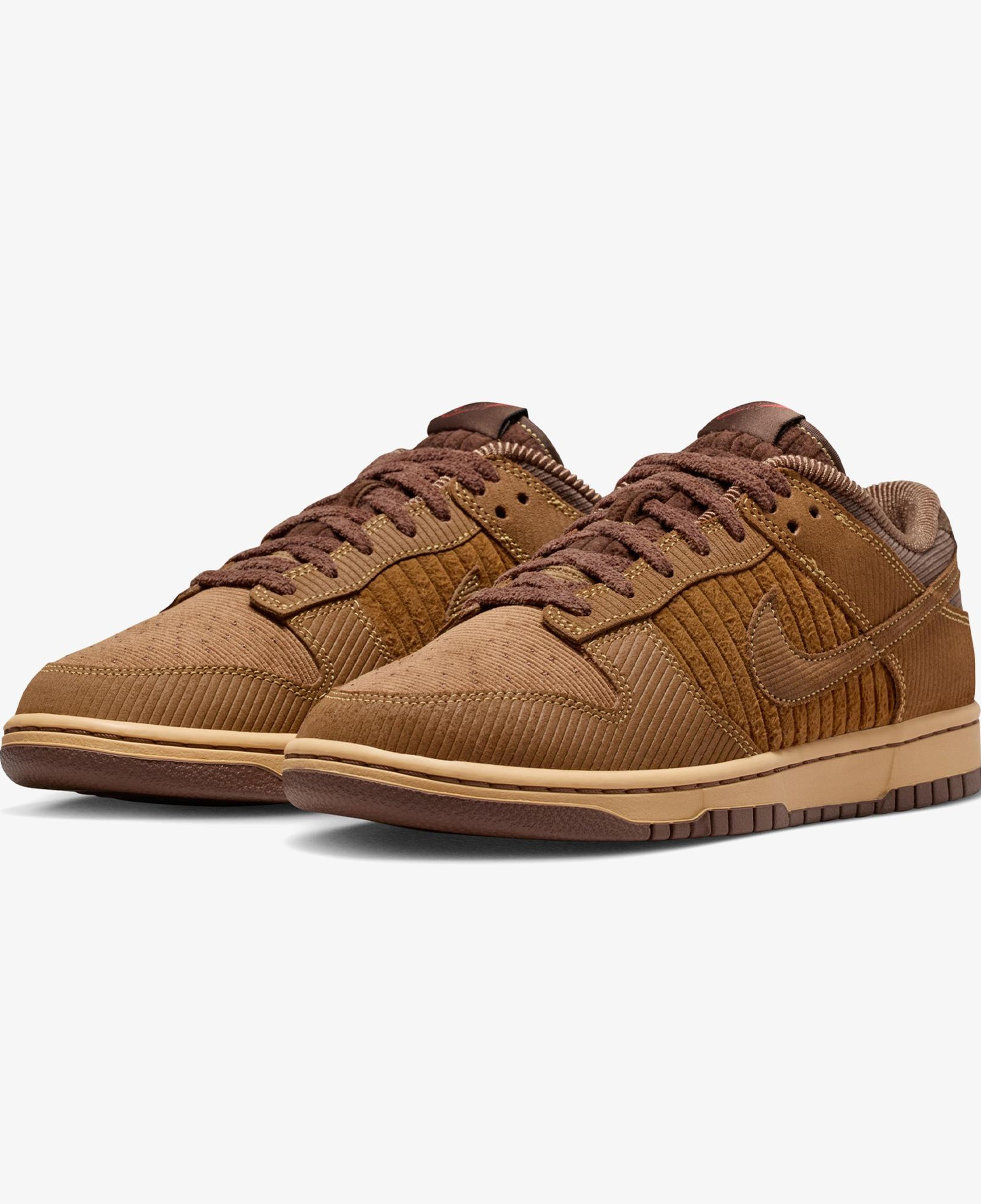 Nike Dunk Low Retro Premium Erkek Kahverengi Spor Ayakkabı