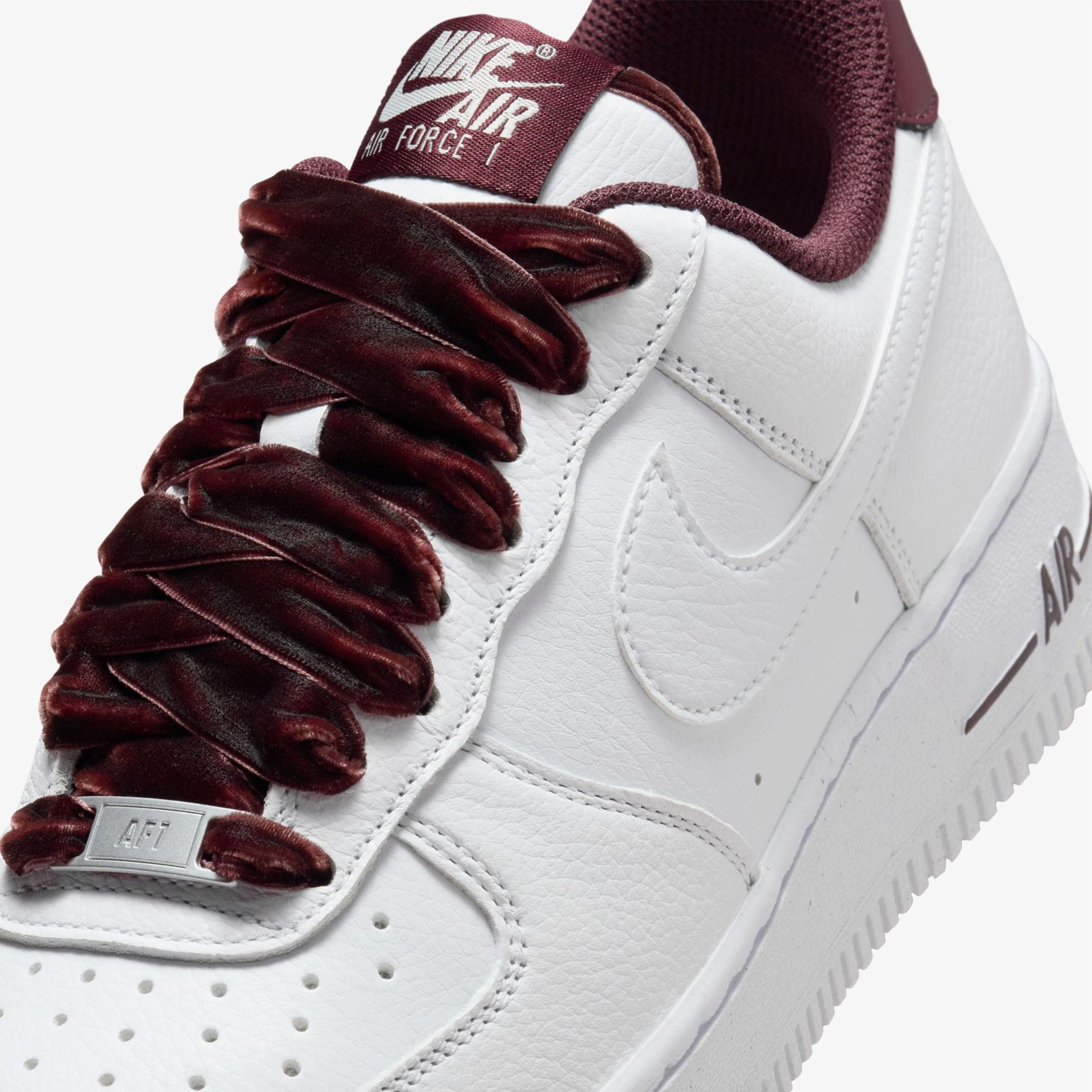 Nike Air Force 1 '07 Vintage Kadın Beyaz Spor Ayakkabı