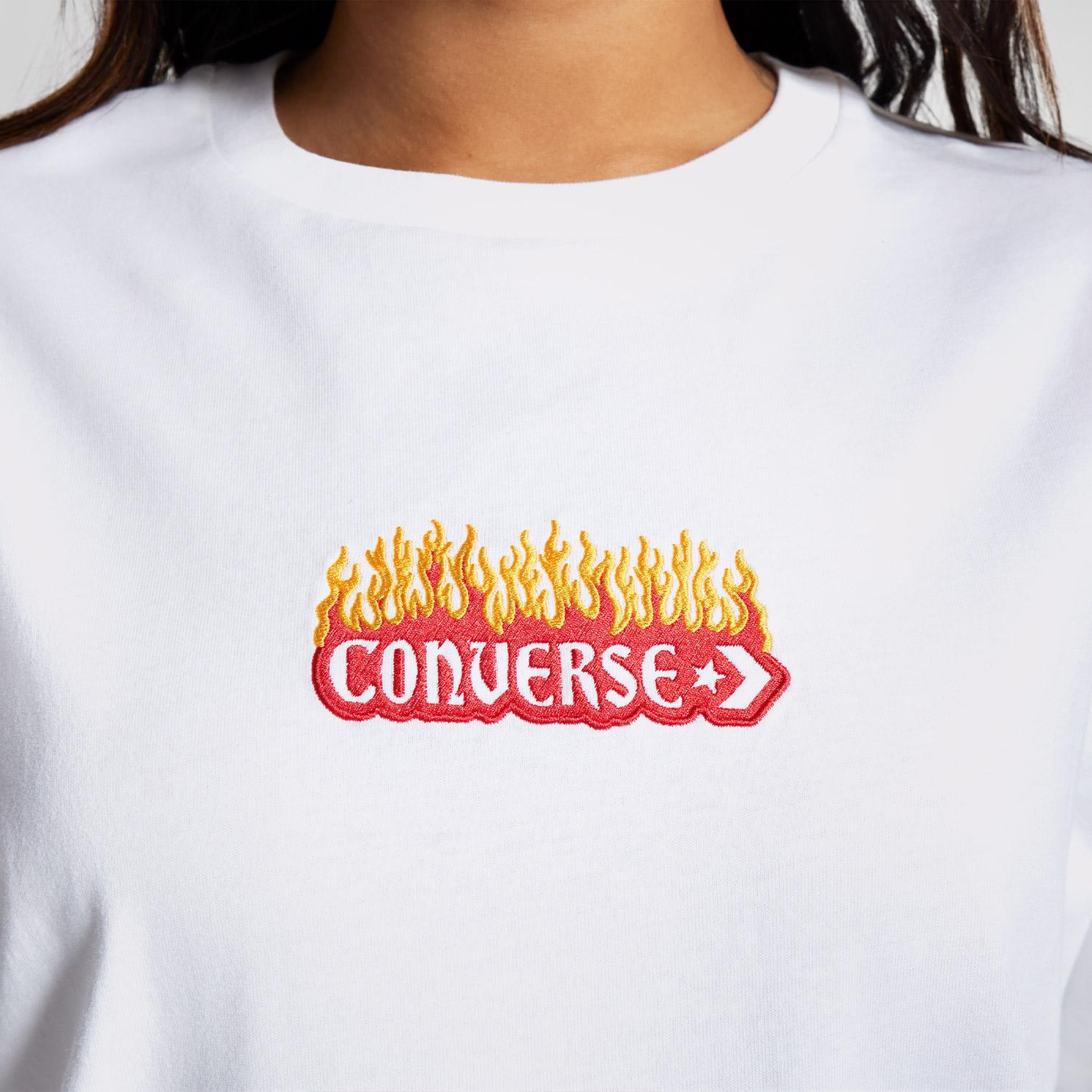 Converse Flaming Oversized Fit Kadın Beyaz T-Shirt