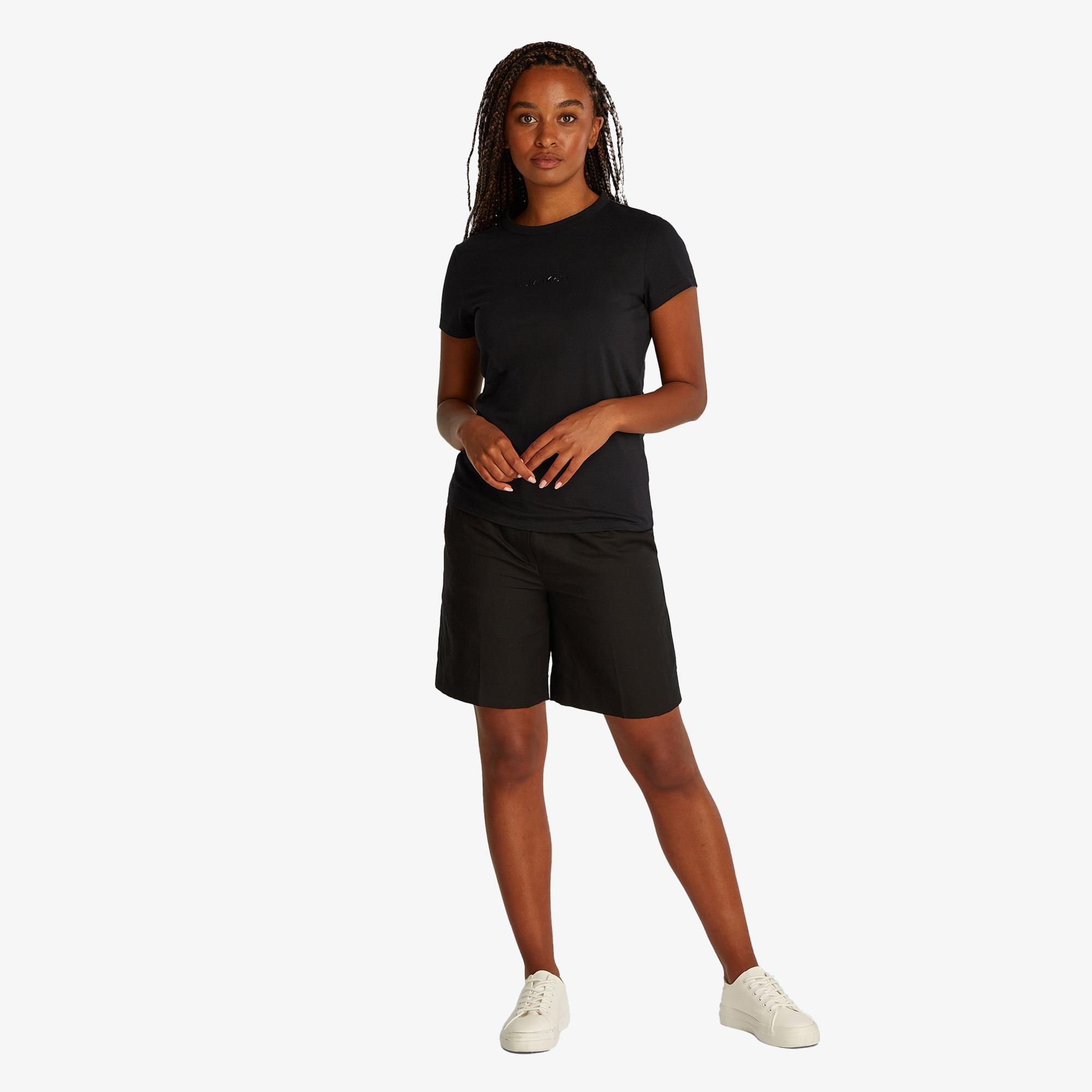 Calvin Klein Kadın Siyah T-Shirt