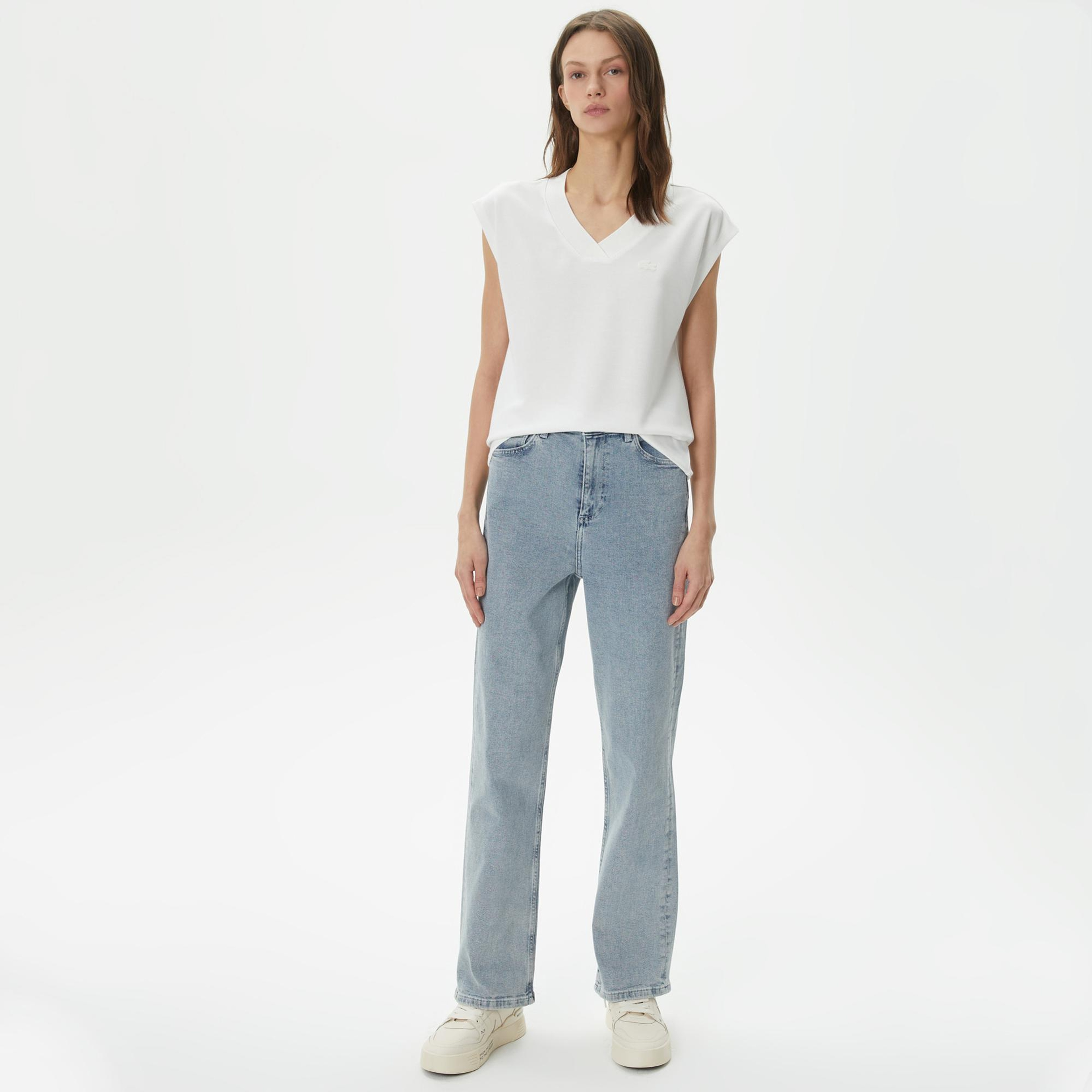 Lacoste Kadın Slim Fit V Yaka Beyaz T-Shirt