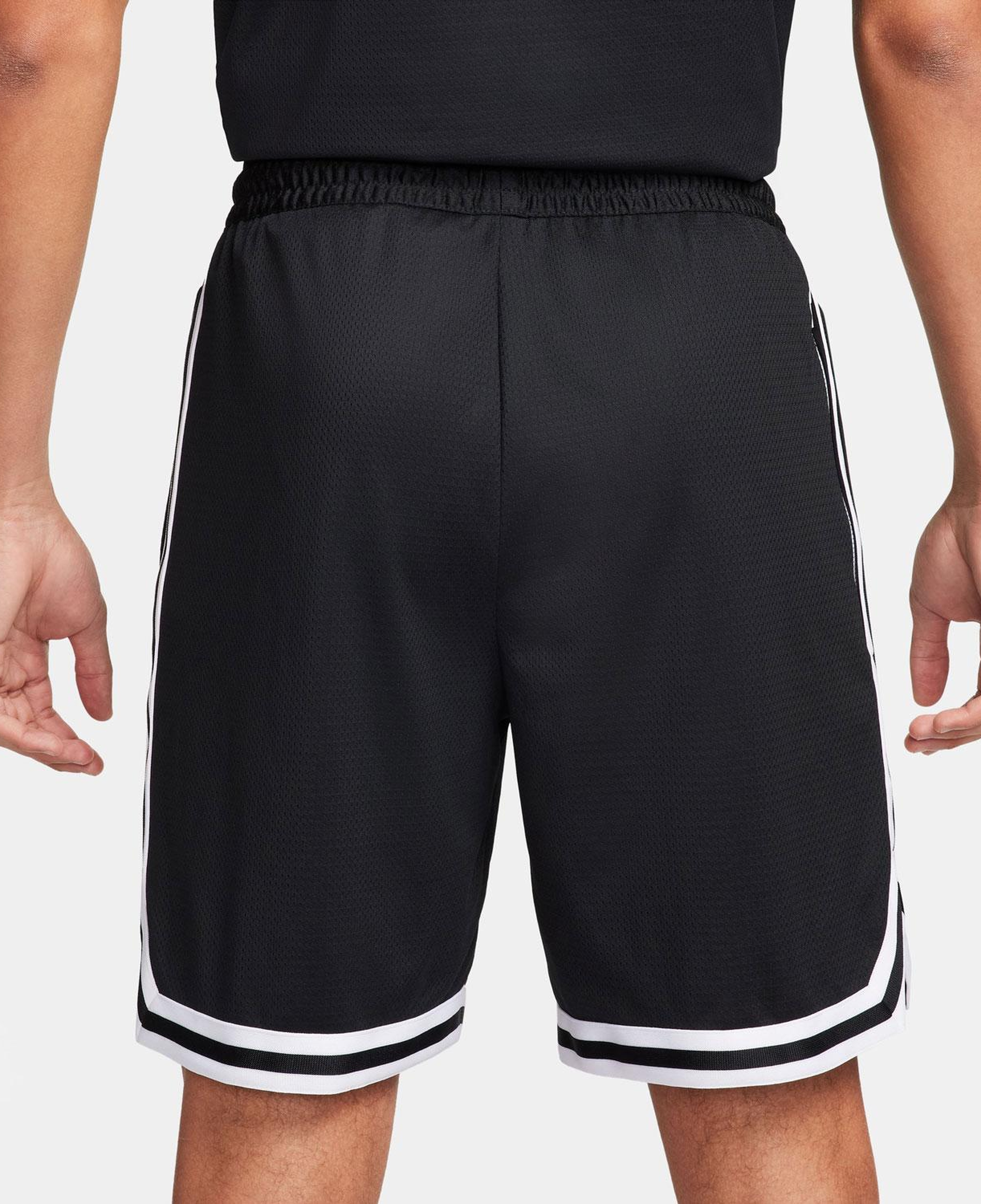 Nike Dri-Fit DNA 20 cm Erkek Siyah Şort