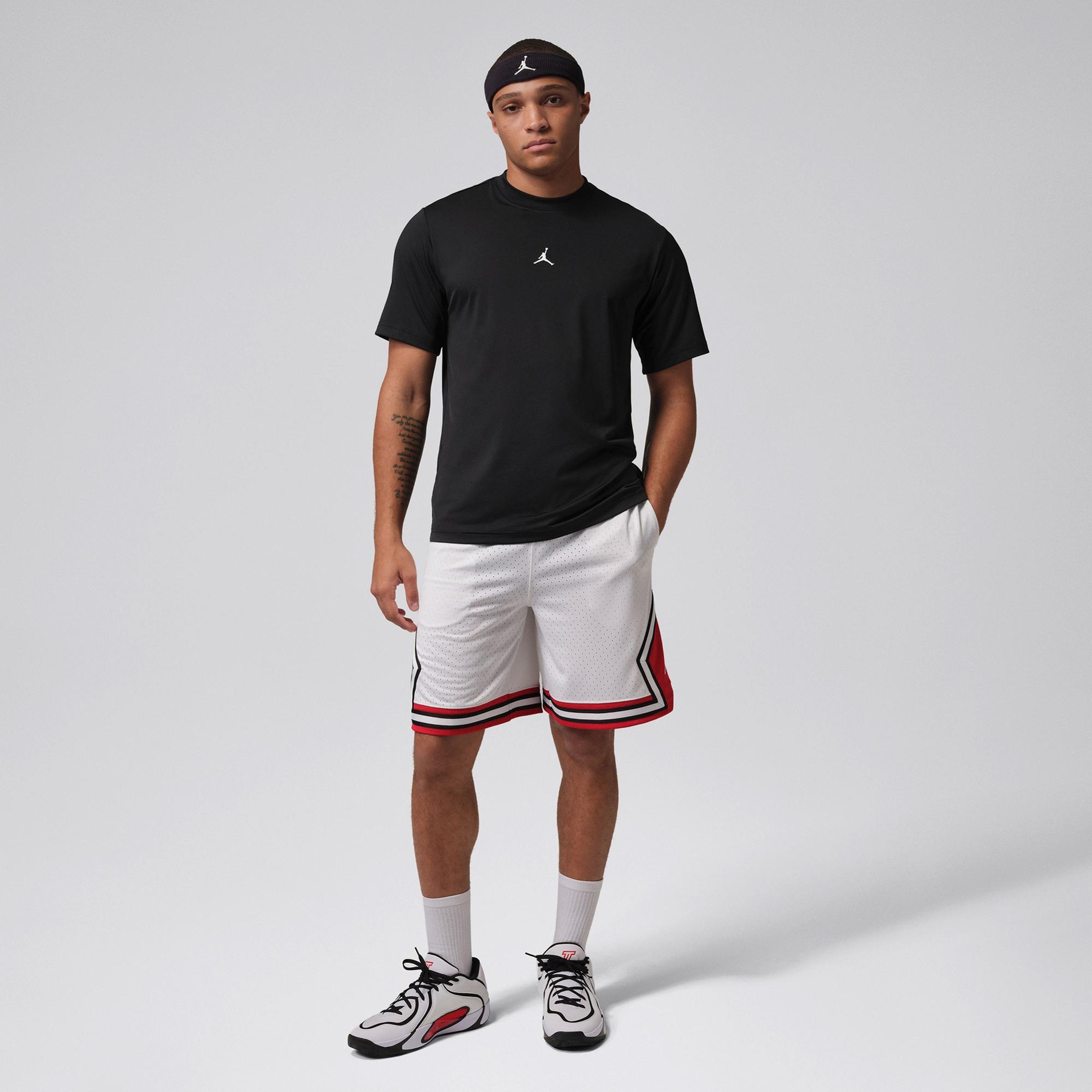 Jordan Dri-Fit Sport Essentials Erkek Siyah T-Shirt