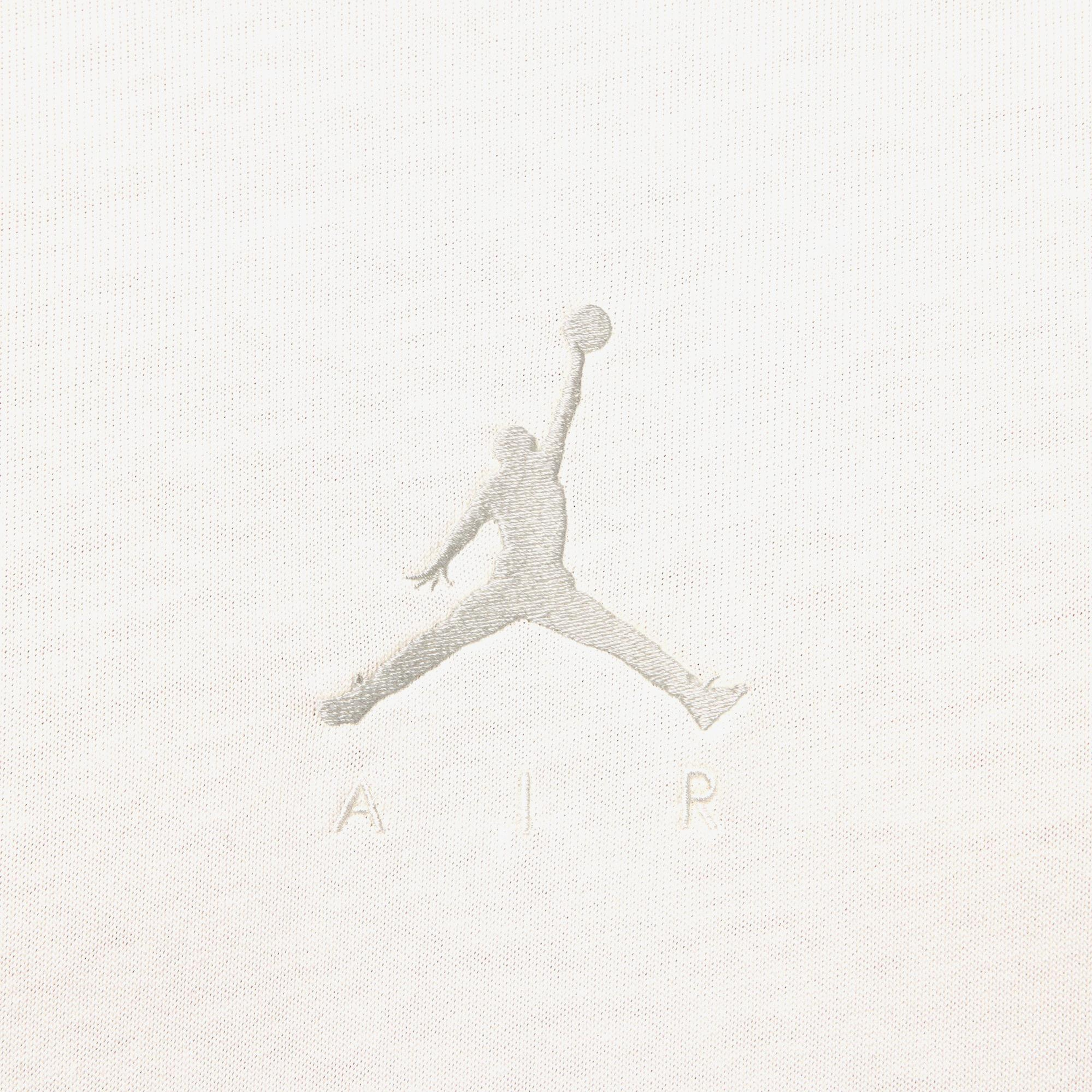 Jordan Flight Essentials Erkek Beyaz T-Shirt