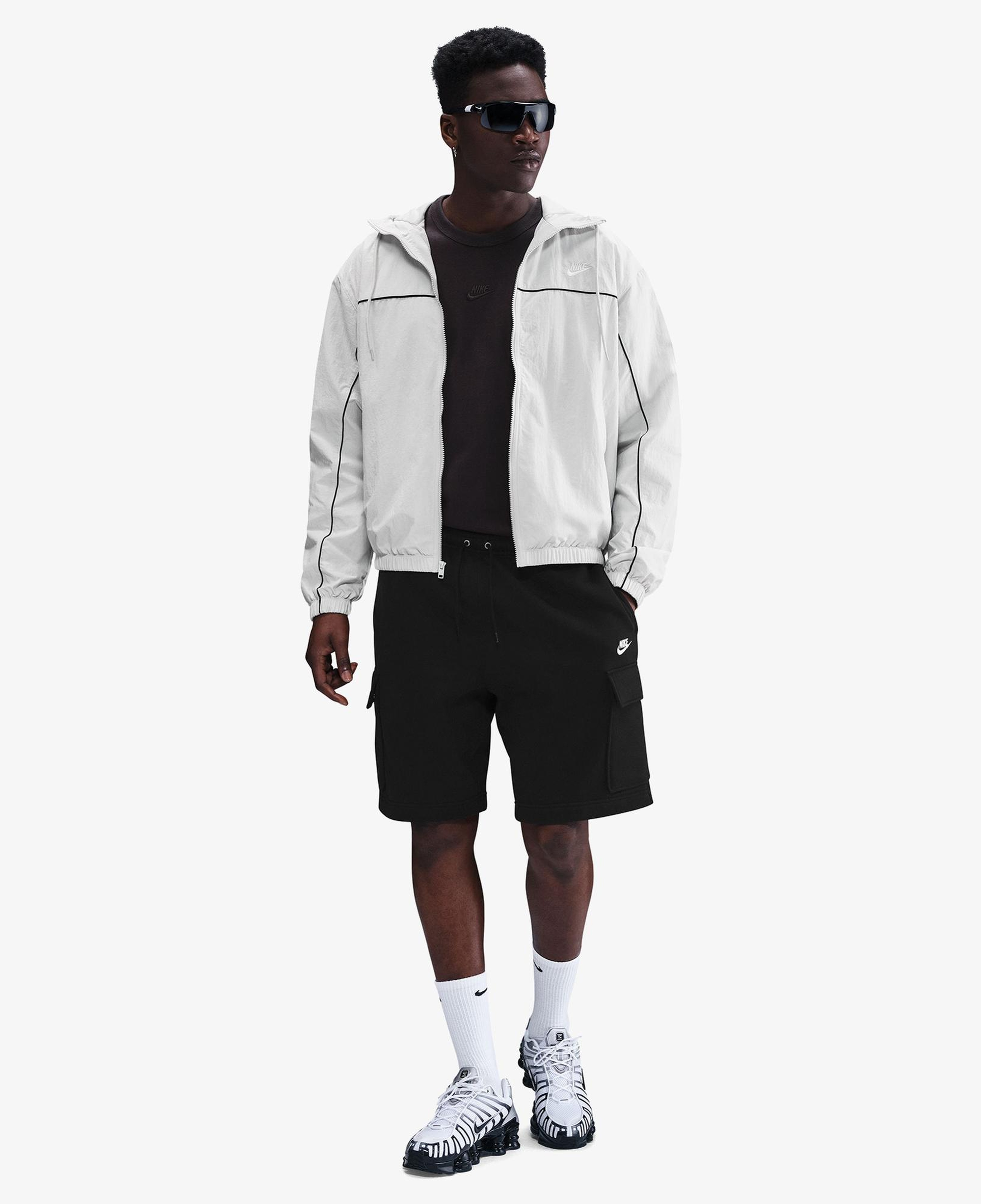 Nike Club Cargo Erkek Beyaz Şort