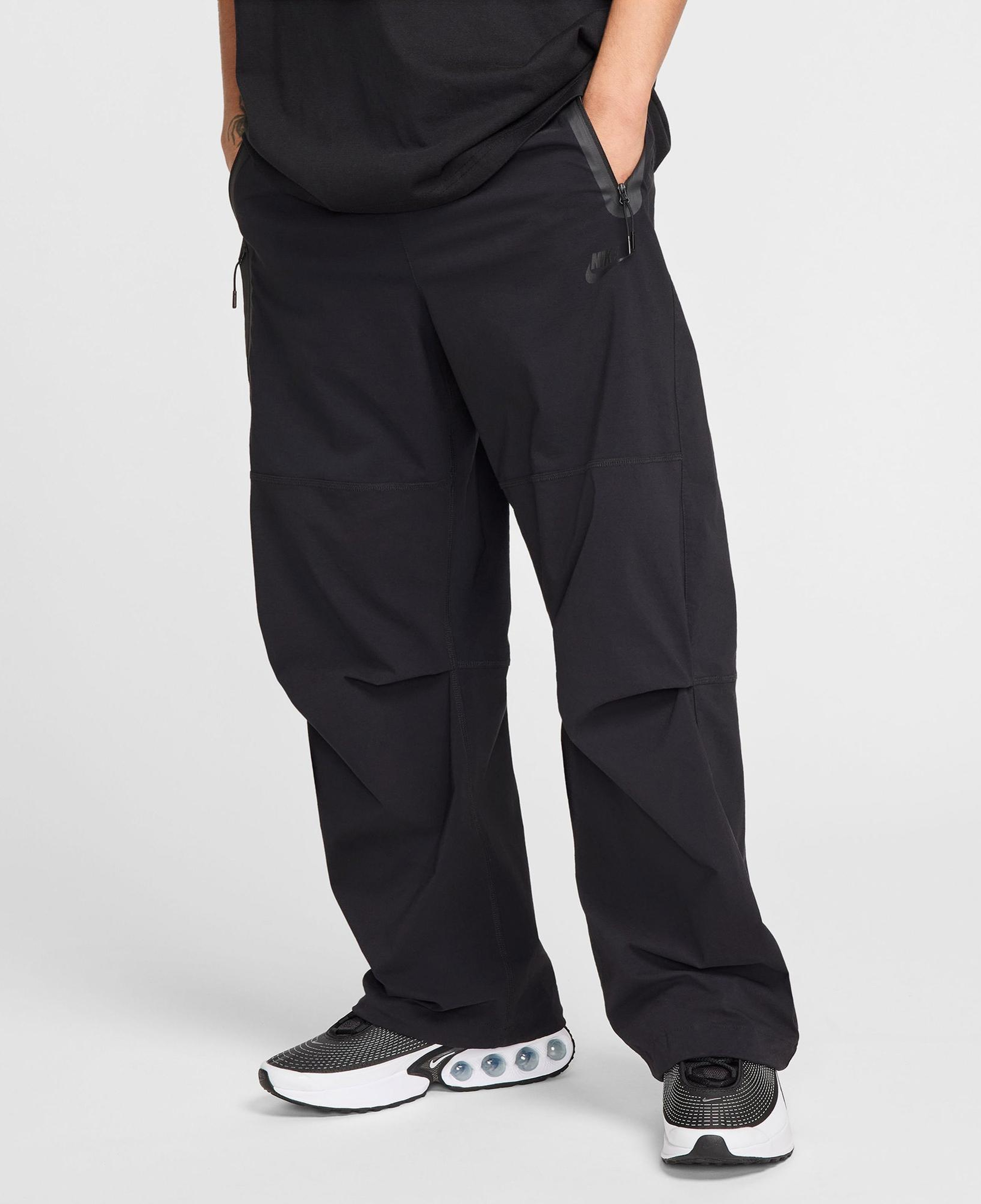 Nike Tech Woven Erkek Siyah Eşofman Altı