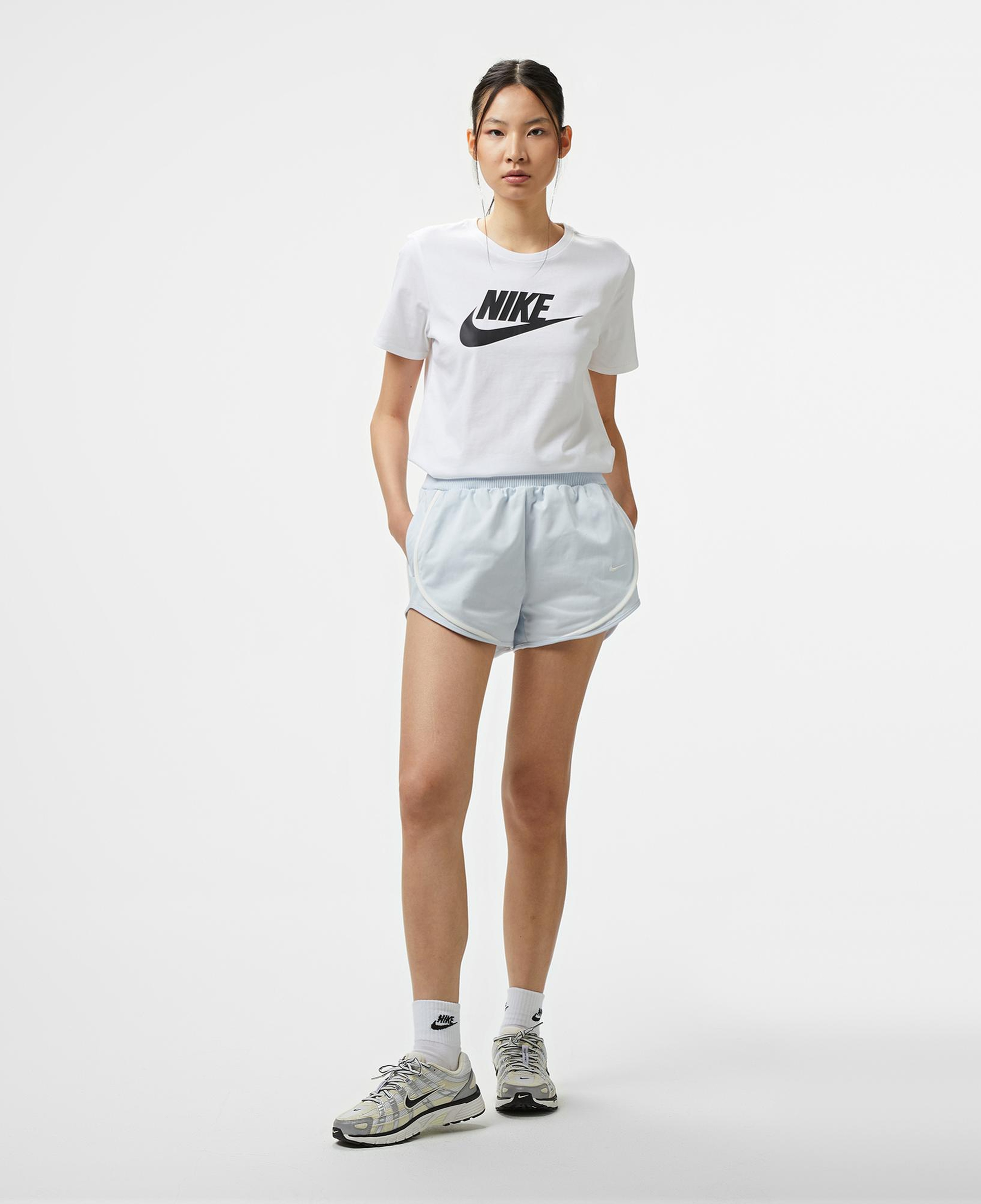 Nike Sportswear Collection Kadın Mavi Şort
