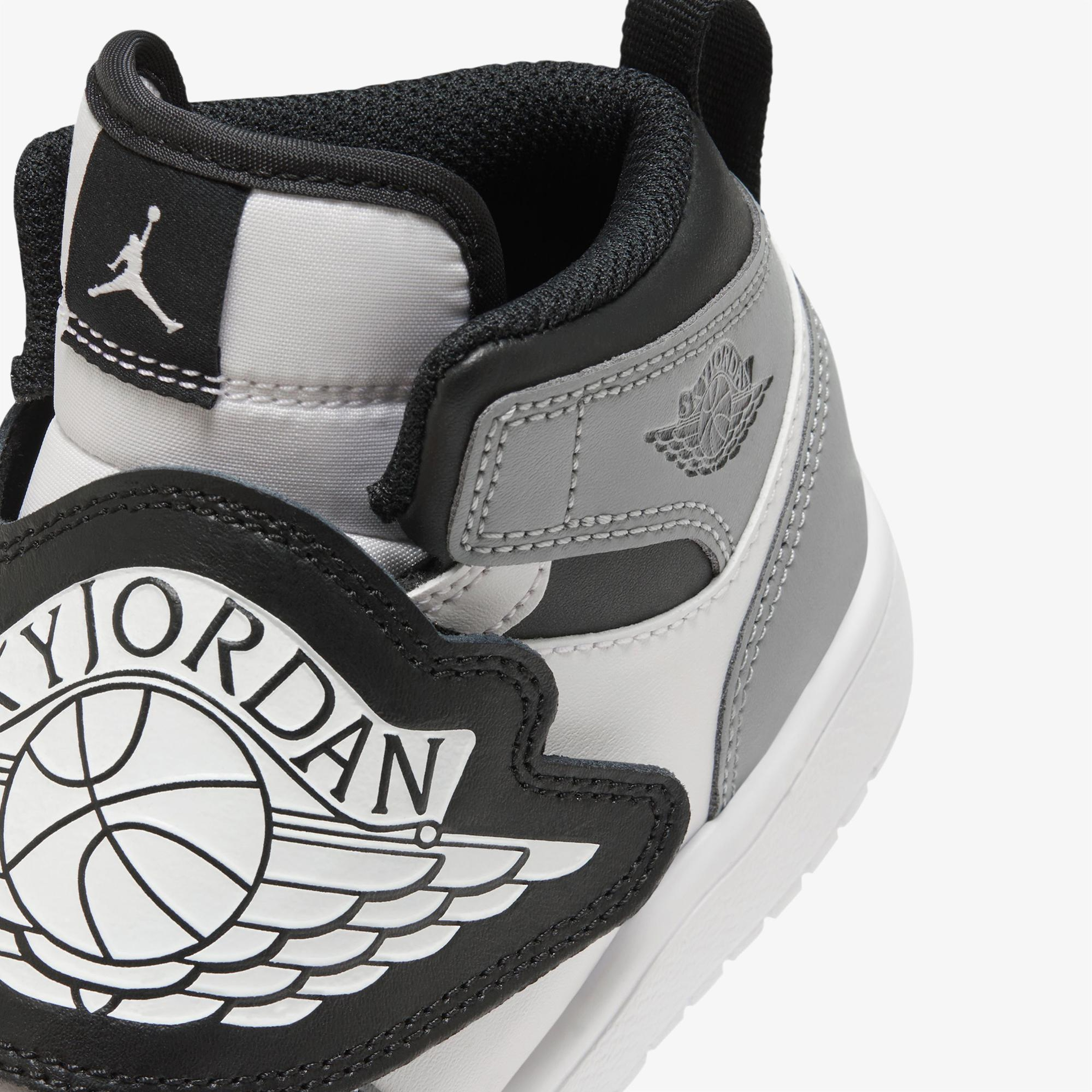 Jordan Sky 1 Çocuk Gri Spor Ayakkabı