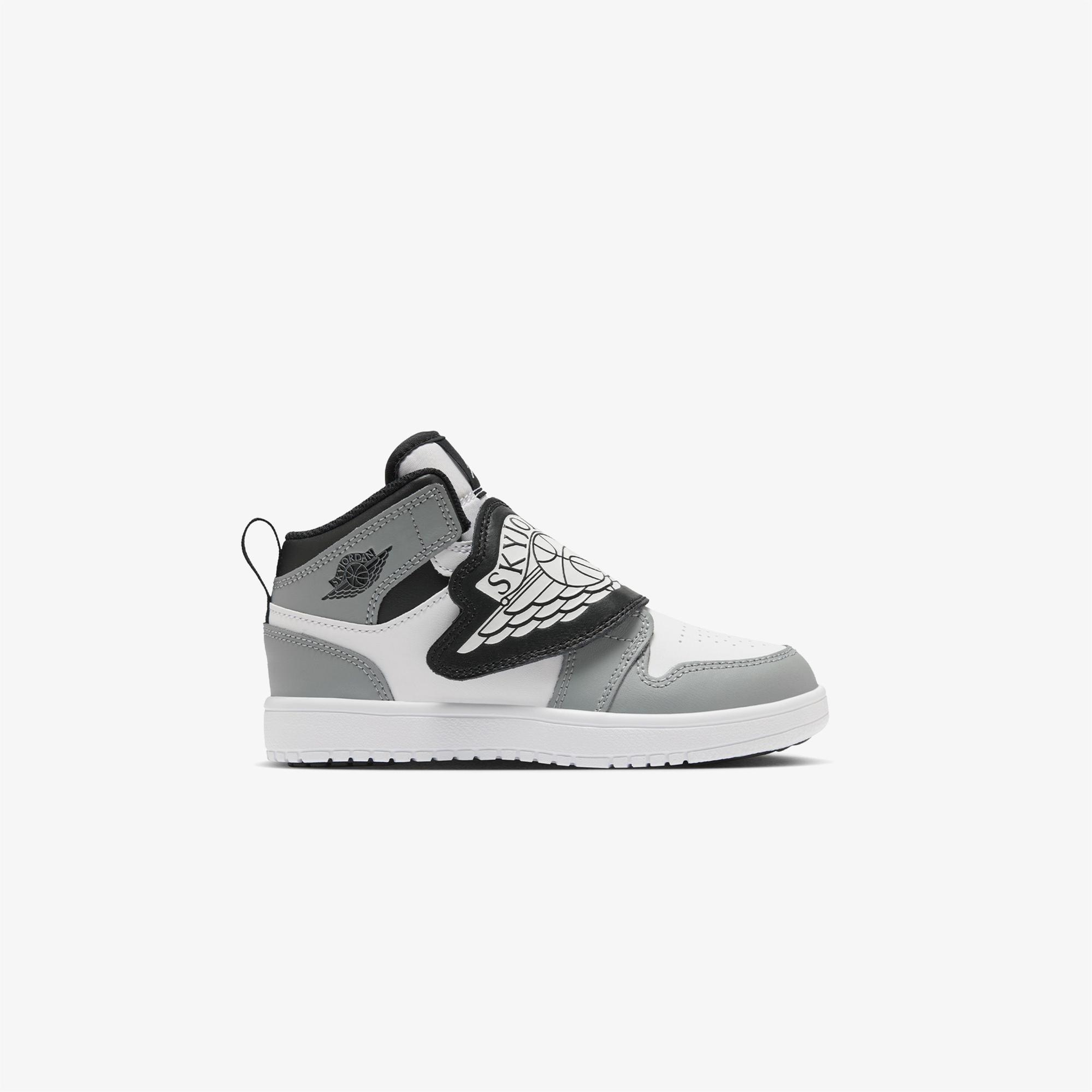 Jordan Sky 1 Çocuk Gri Spor Ayakkabı