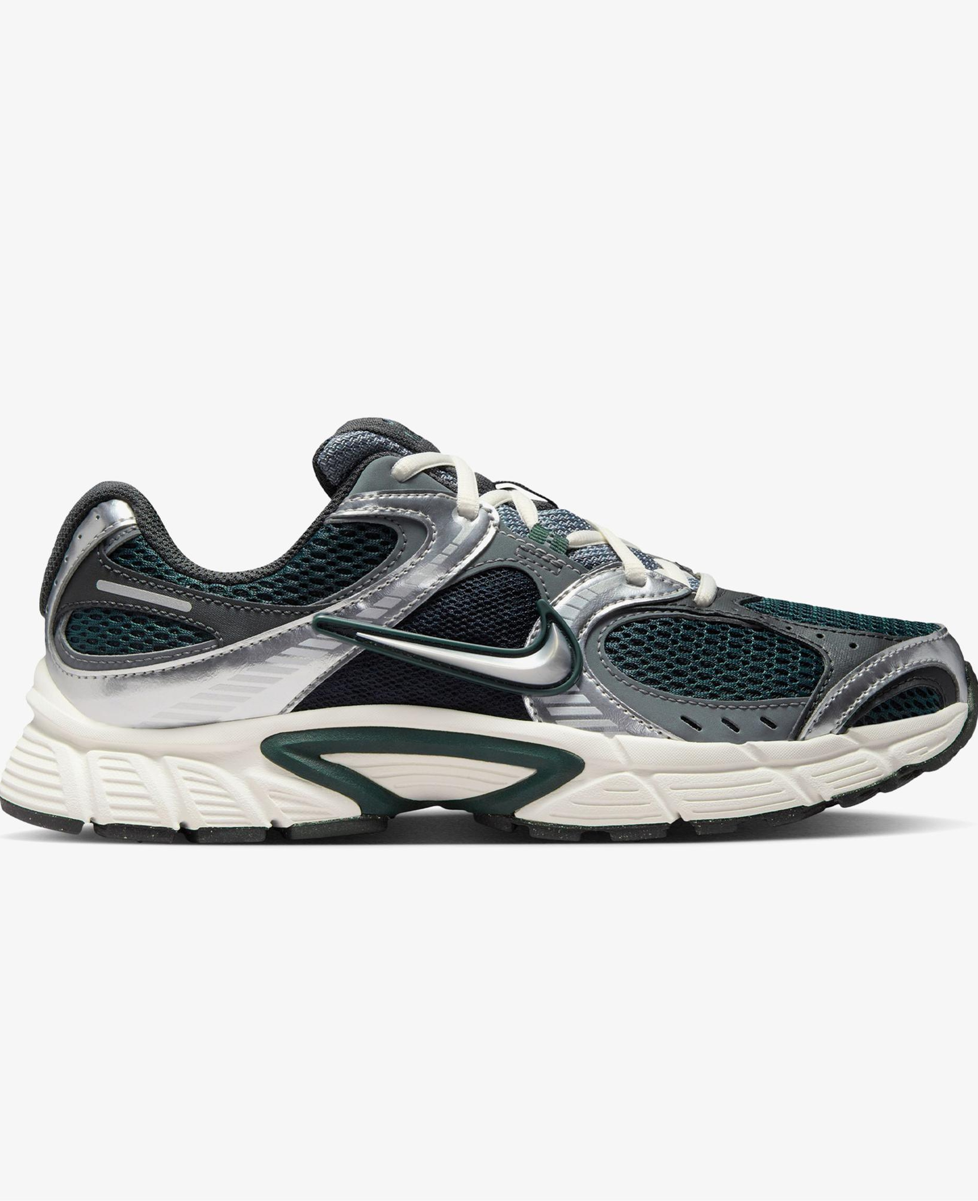 Nike V5 RNR Kadın Yeşil Spor Ayakkabı