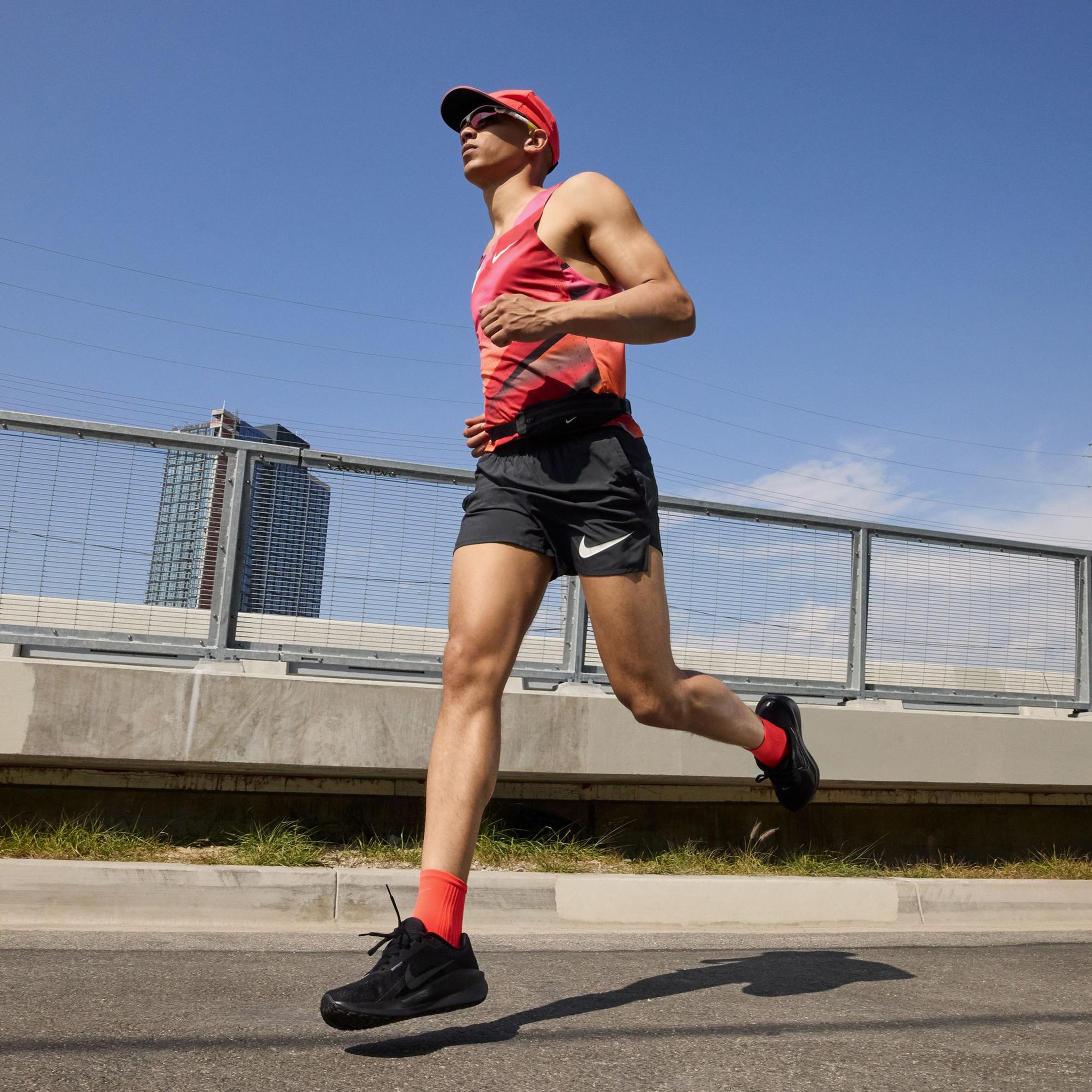 Nike Downshifter 13 Erkek Siyah Koşu Ayakkabısı