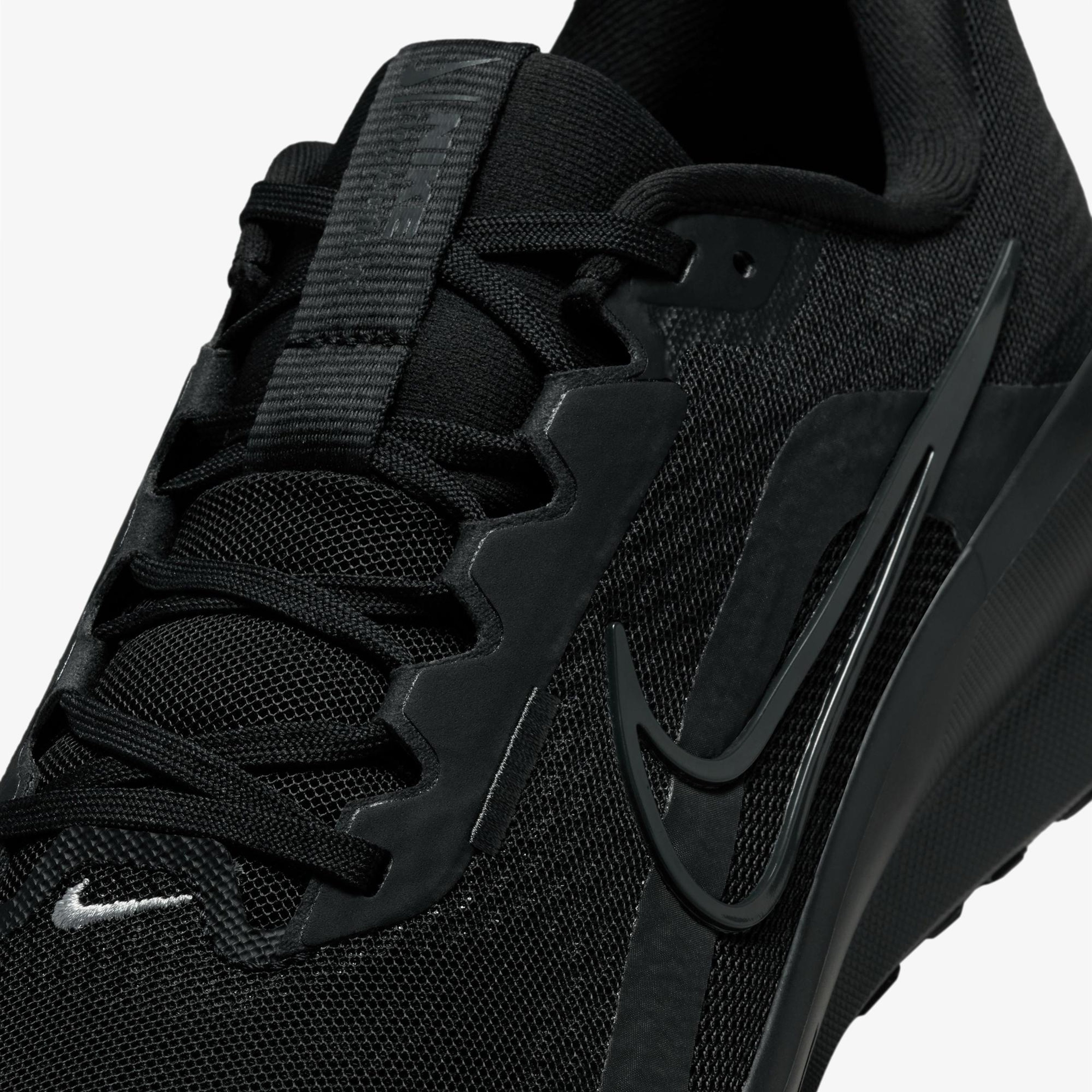 Nike Downshifter 13 Erkek Siyah Koşu Ayakkabısı