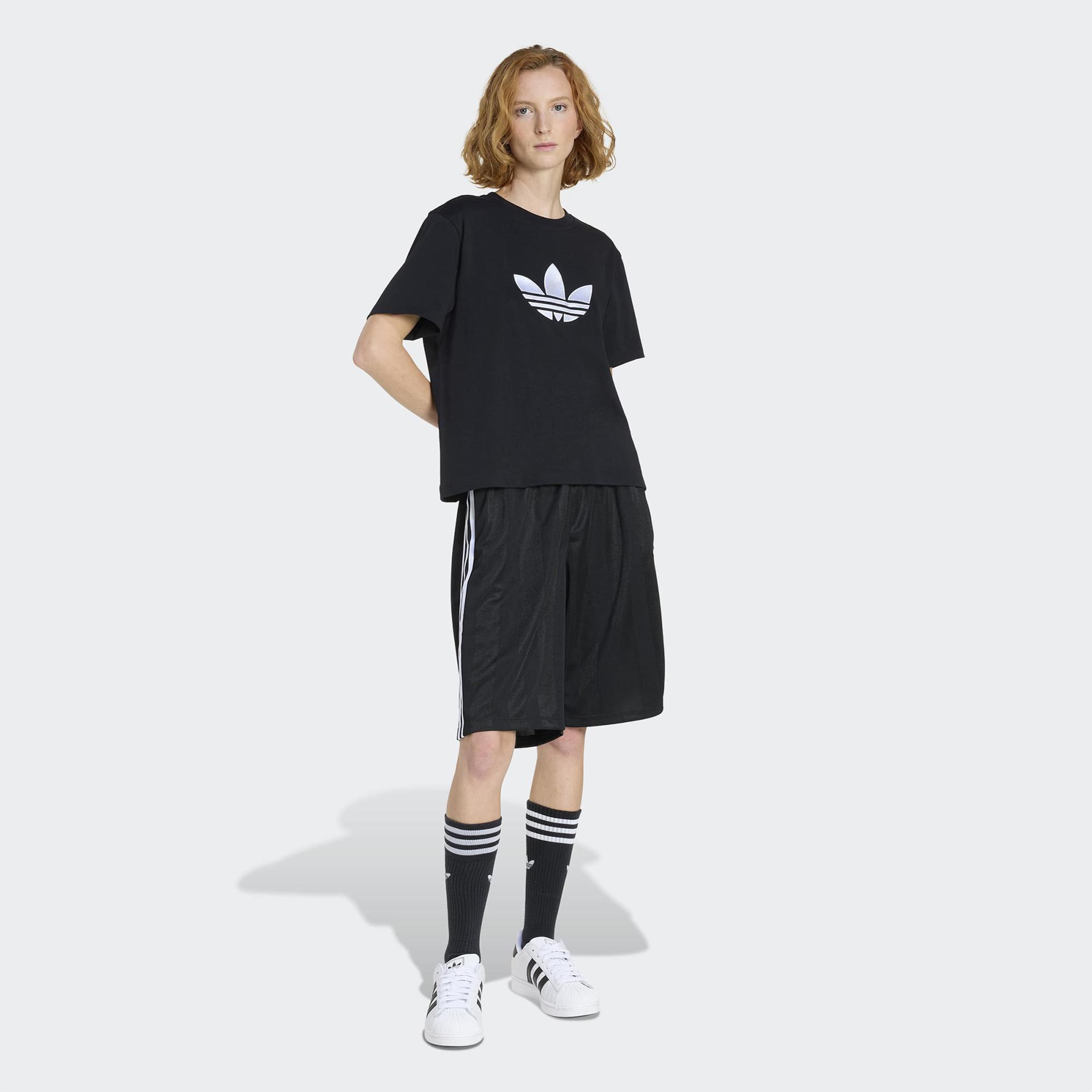 adidas Trefoil Boxy Kadın Siyah T-Shirt