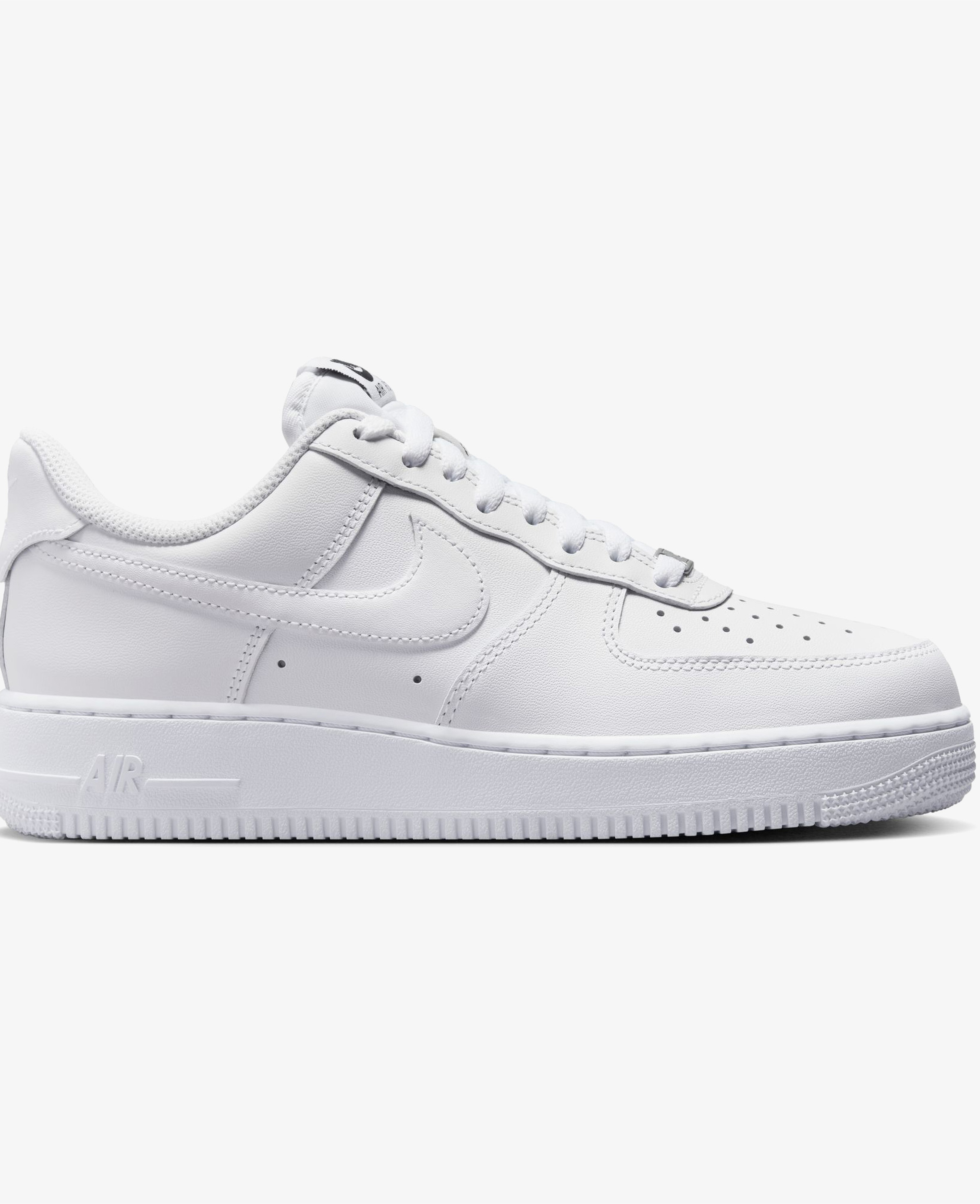 Nike Air Force 1 '07 Flyease Kadın Beyaz Spor Ayakkabı