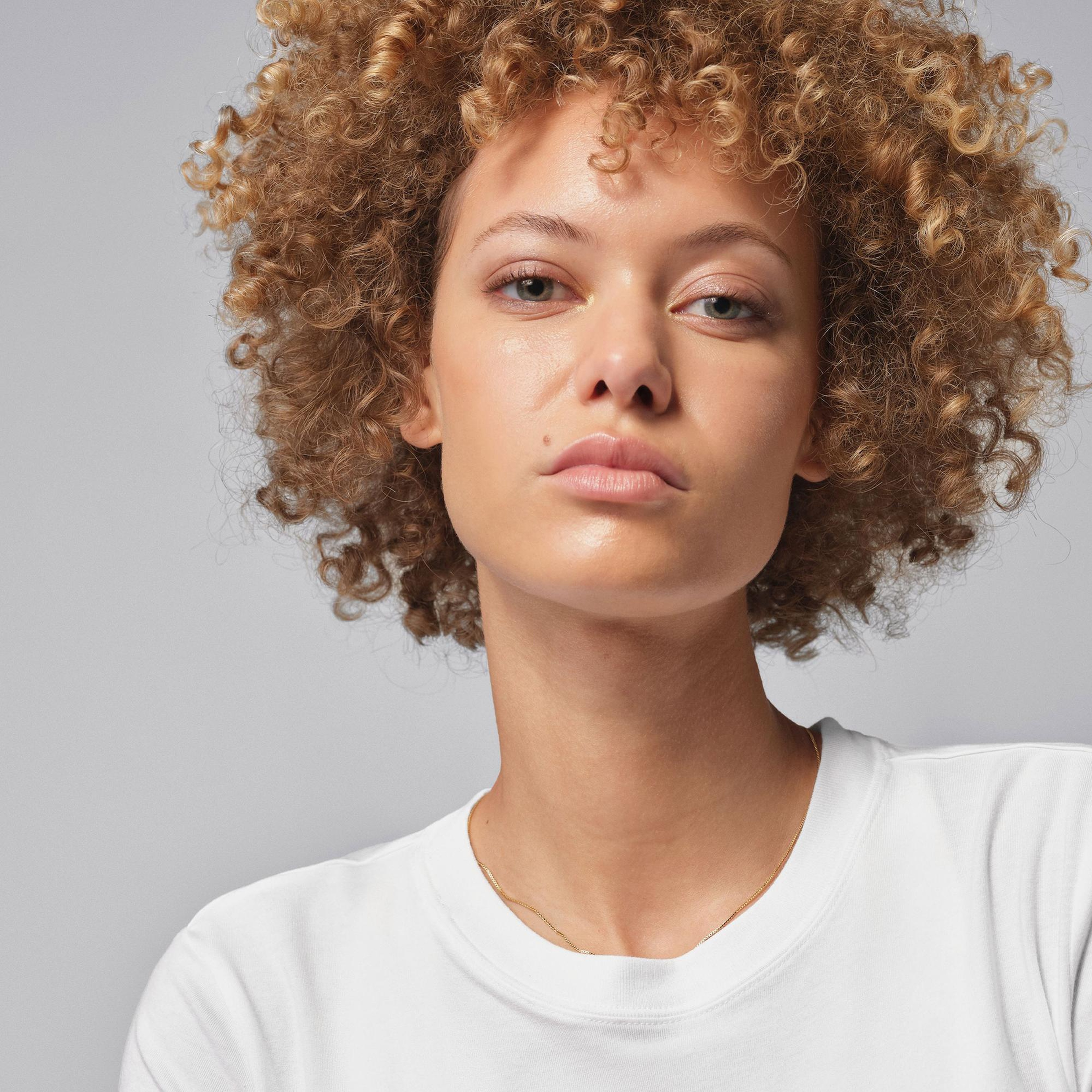 Jordan Essentials Kadın Beyaz T-Shirt