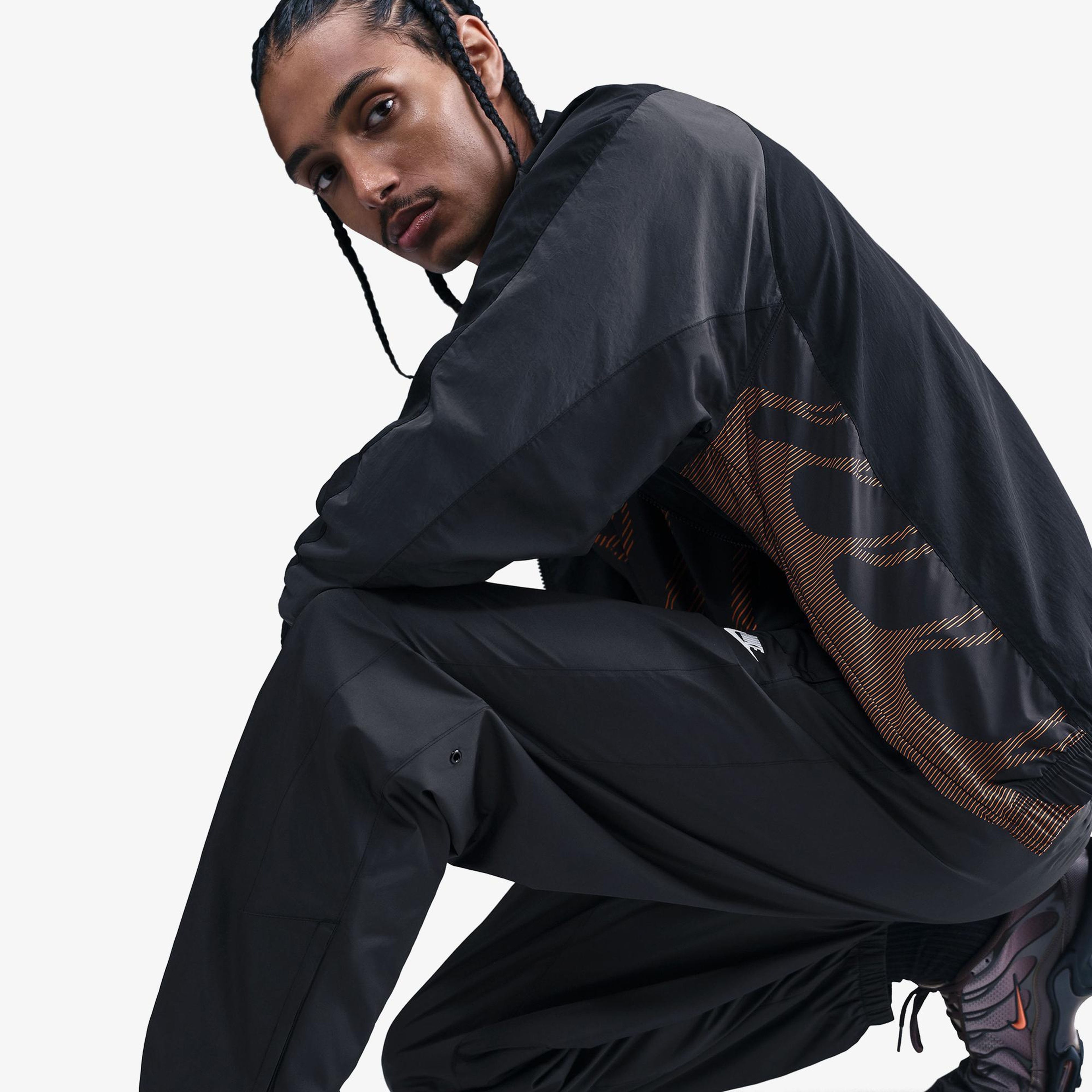 Nike Windrunner Erkek Siyah Eşofman Altı