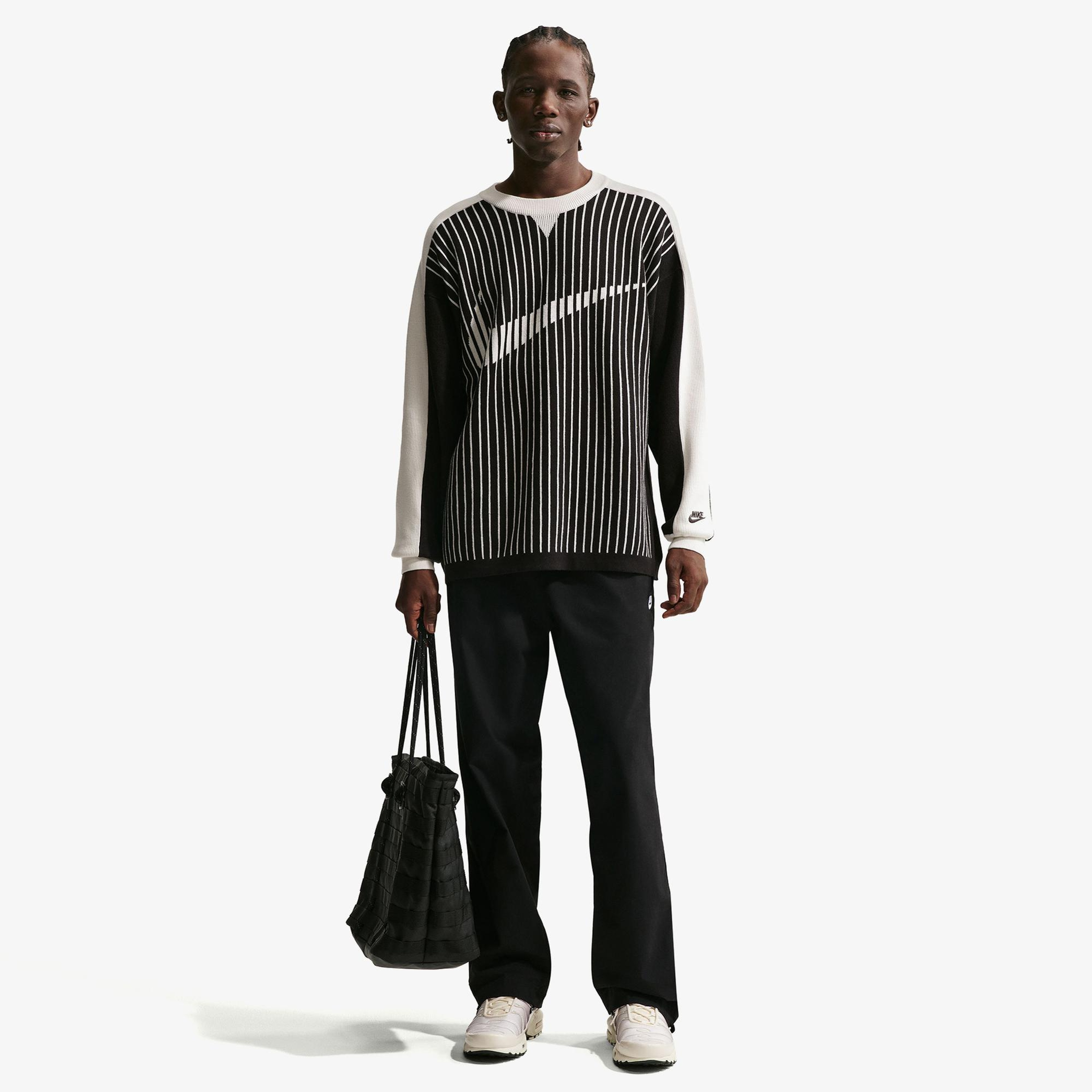 Nike Sportswear Club Barcelona Erkek Siyah Eşofman Altı