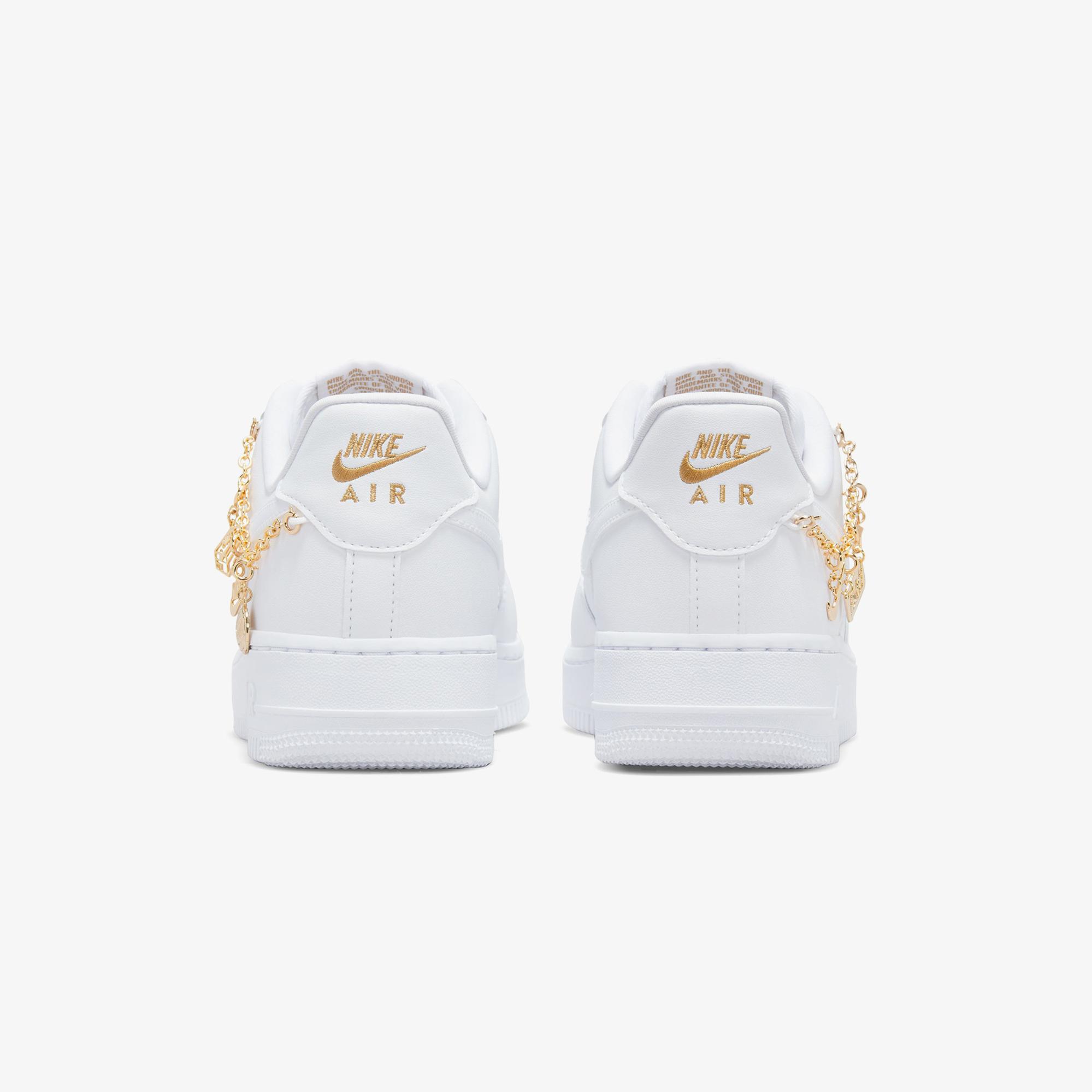 Nike Beyaz Nike Air Force 1 LX