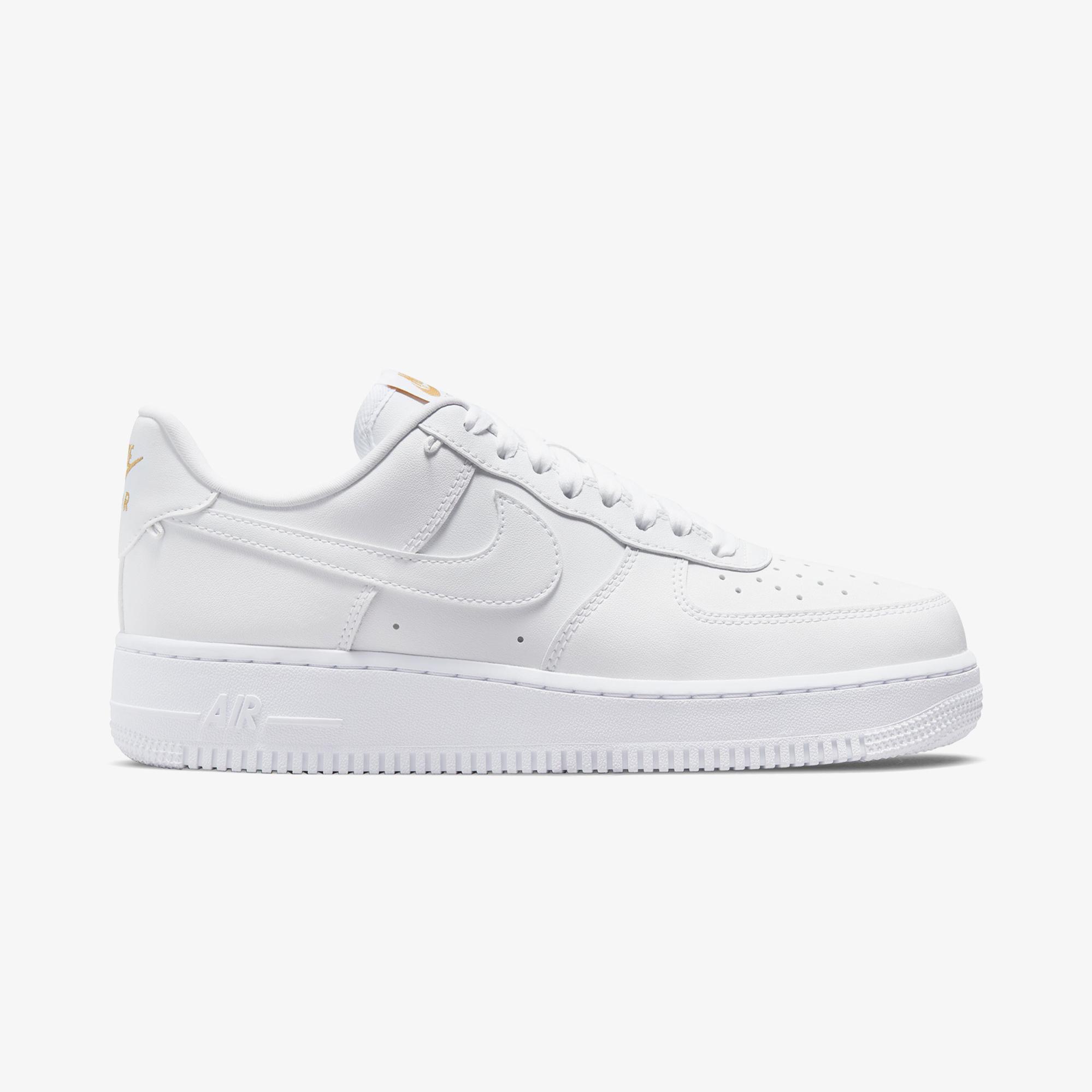 Nike Beyaz Nike Air Force 1 LX