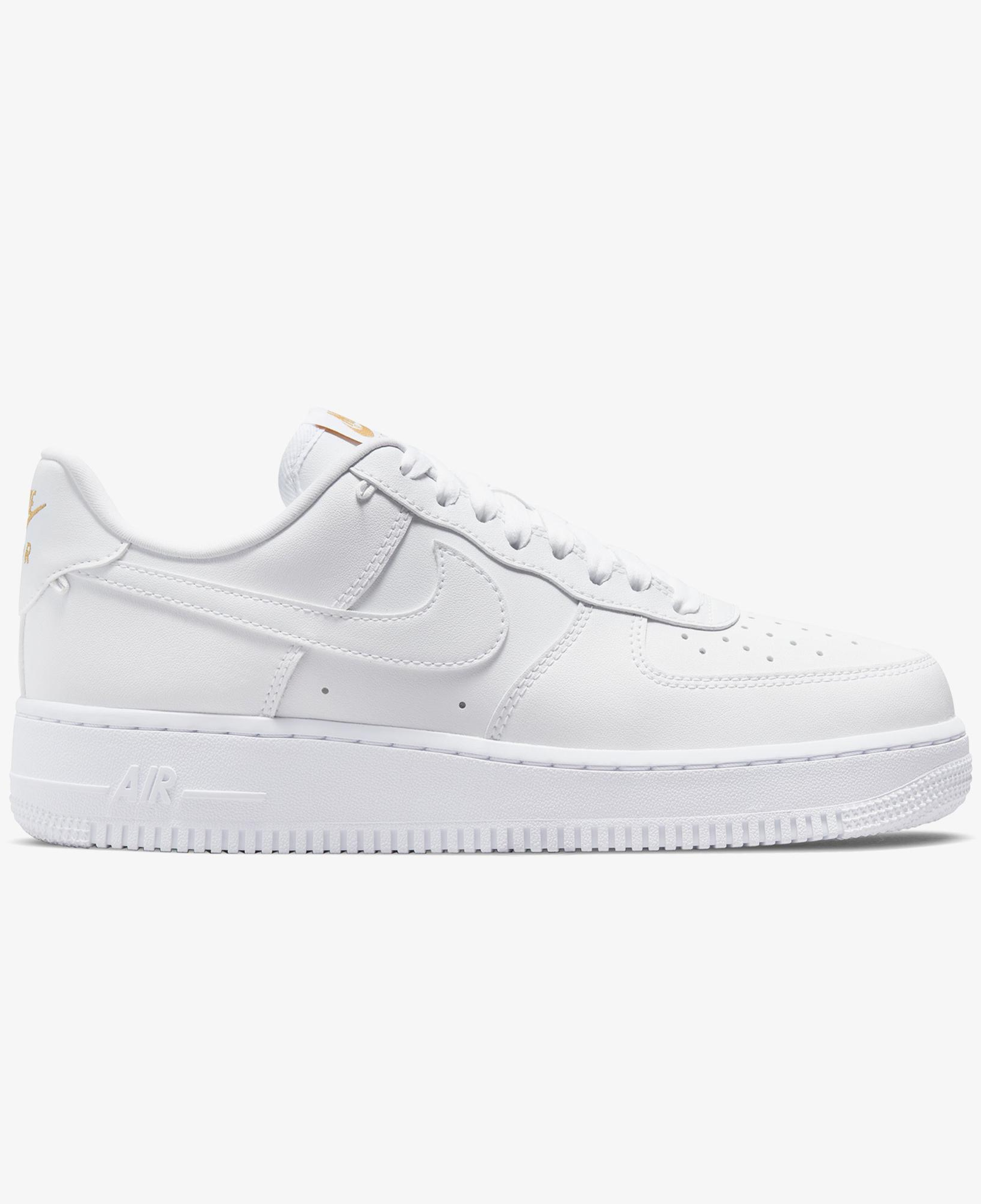 Nike Air Force 1 '07 LX Kadın Beyaz Spor Ayakkabı
