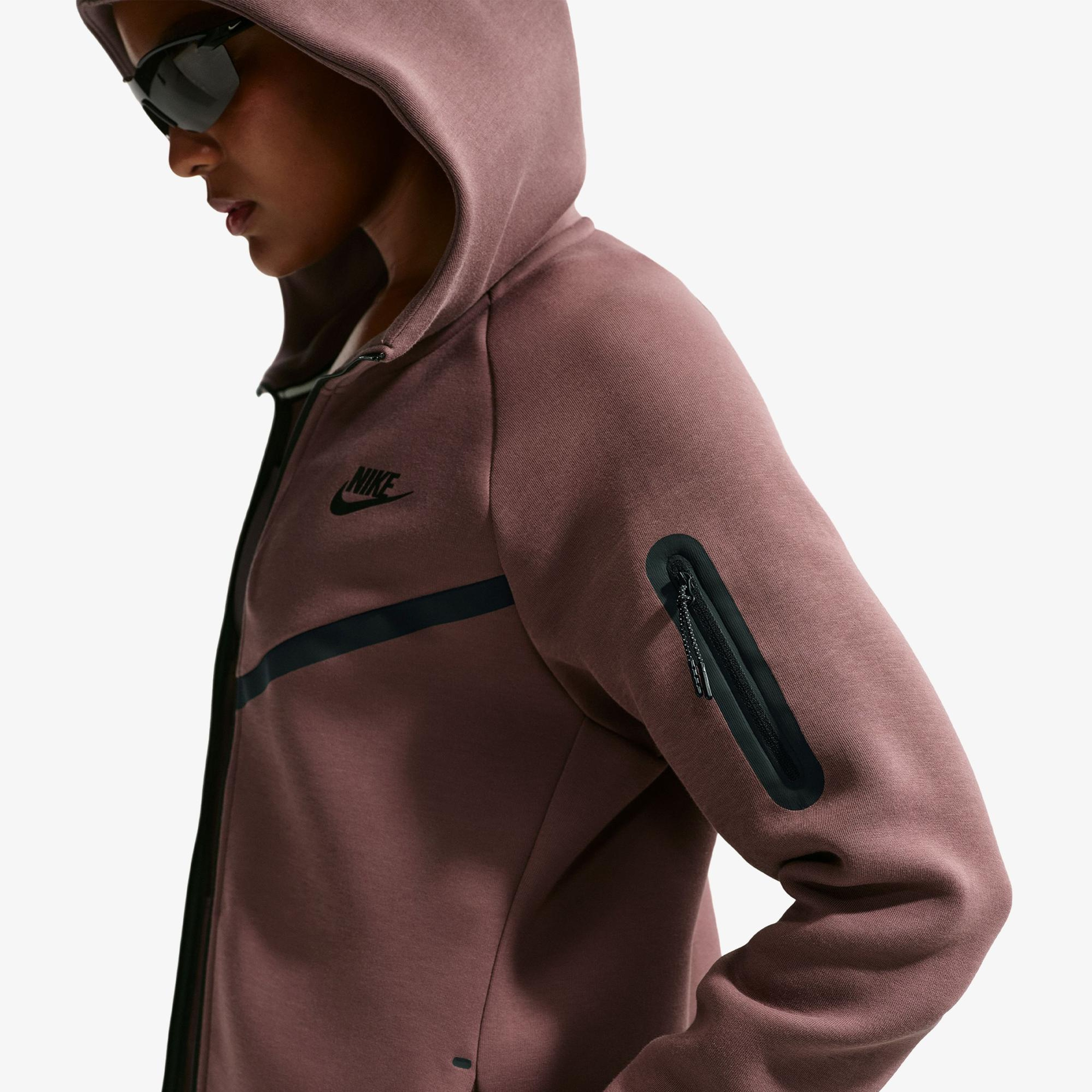 Nike Sportswear Tech Fleece Windrunner Kadın Pembe Eşofman Üstü