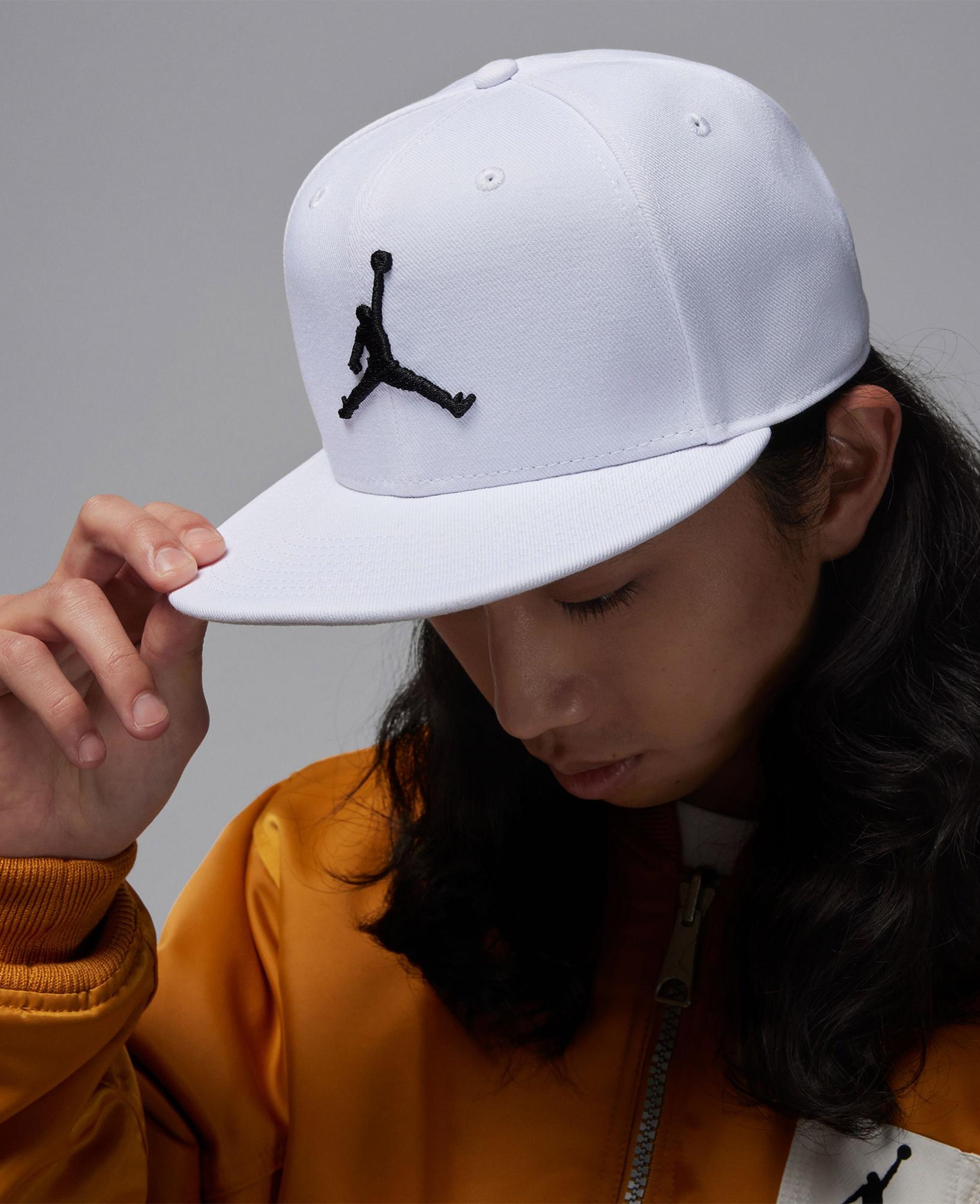 Jordan Jumpman Pro Unisex Beyaz Şapka