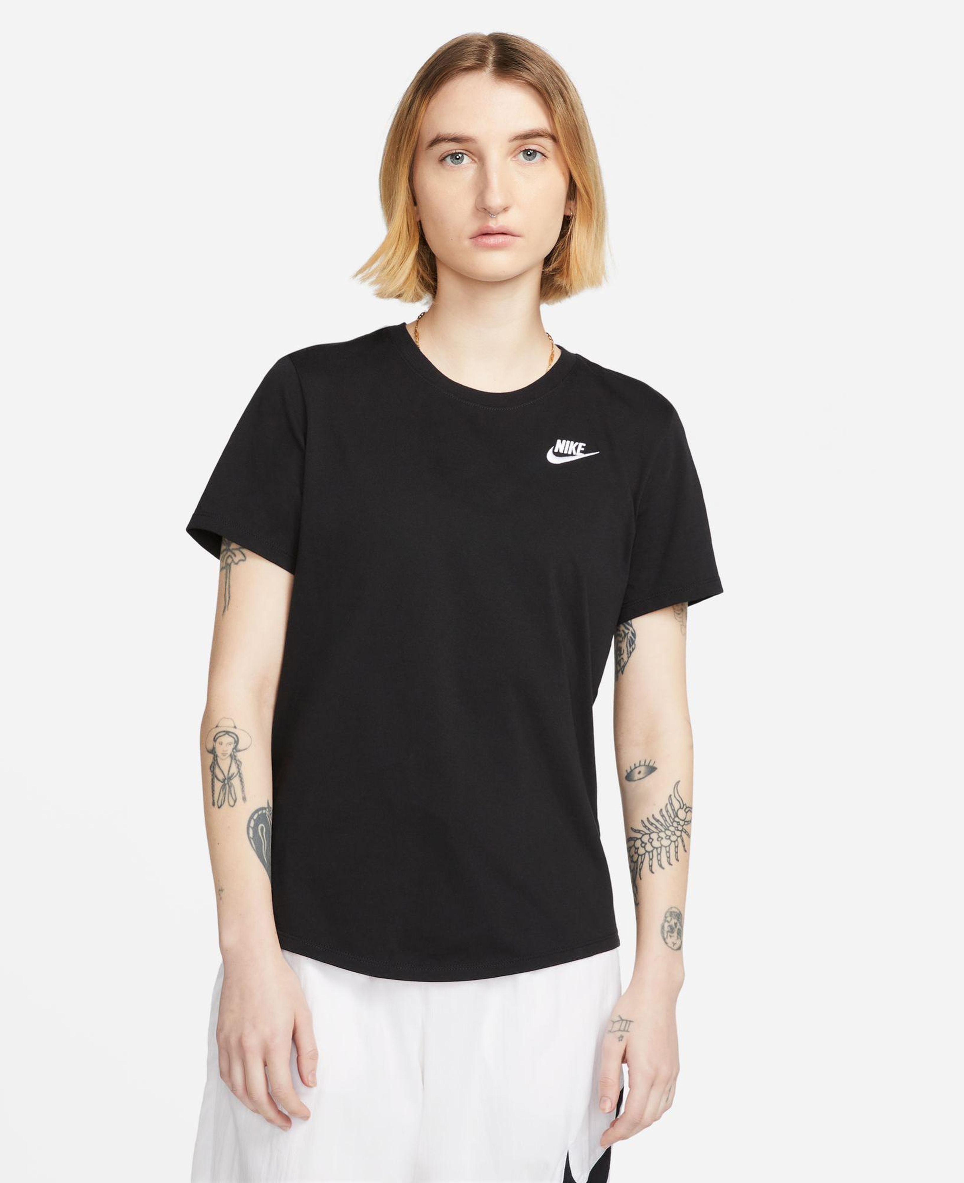 Nike Sportswear Club Kadın Siyah T-Shirt