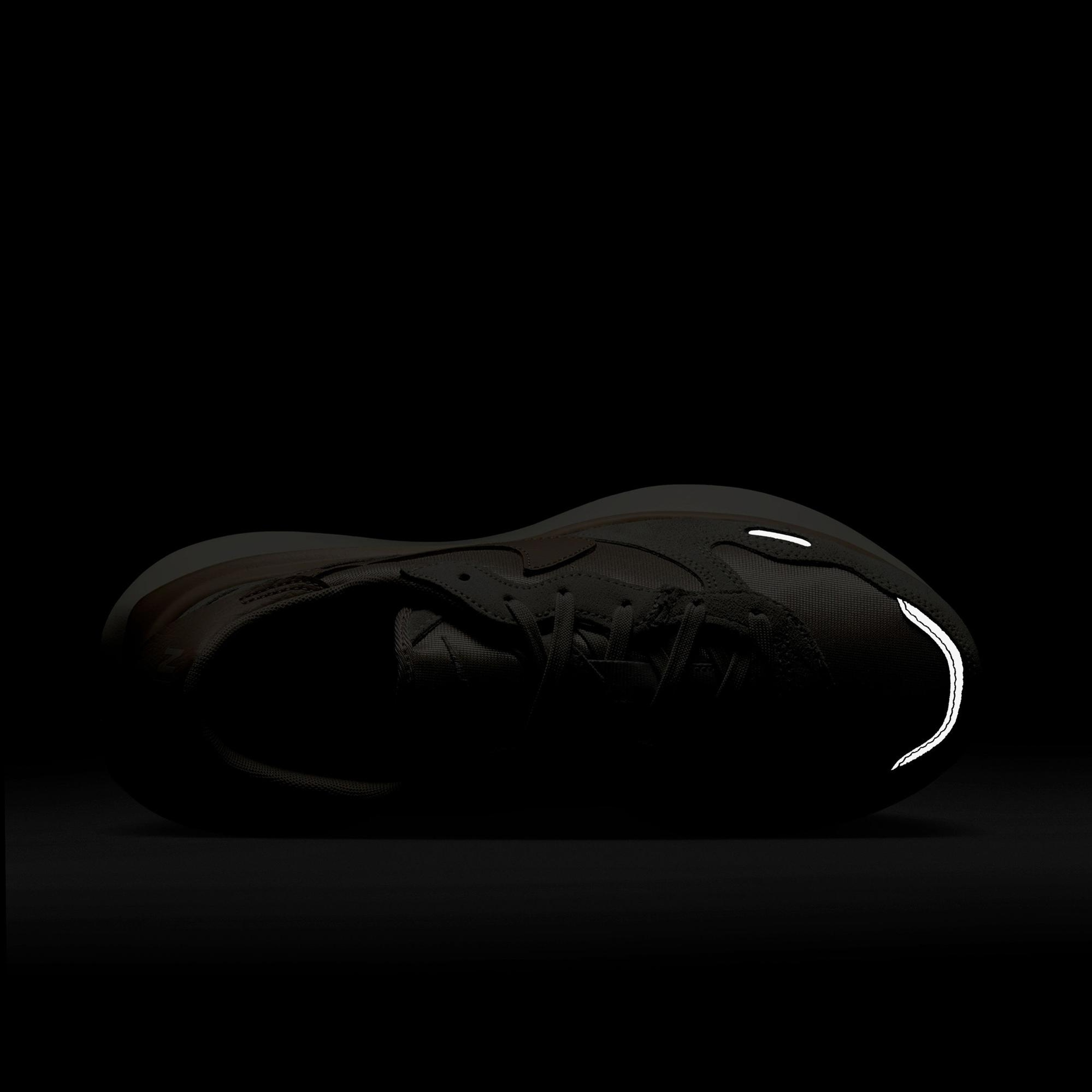 Nike Phoenix Waffle Kadın Bej Spor Ayakkabı