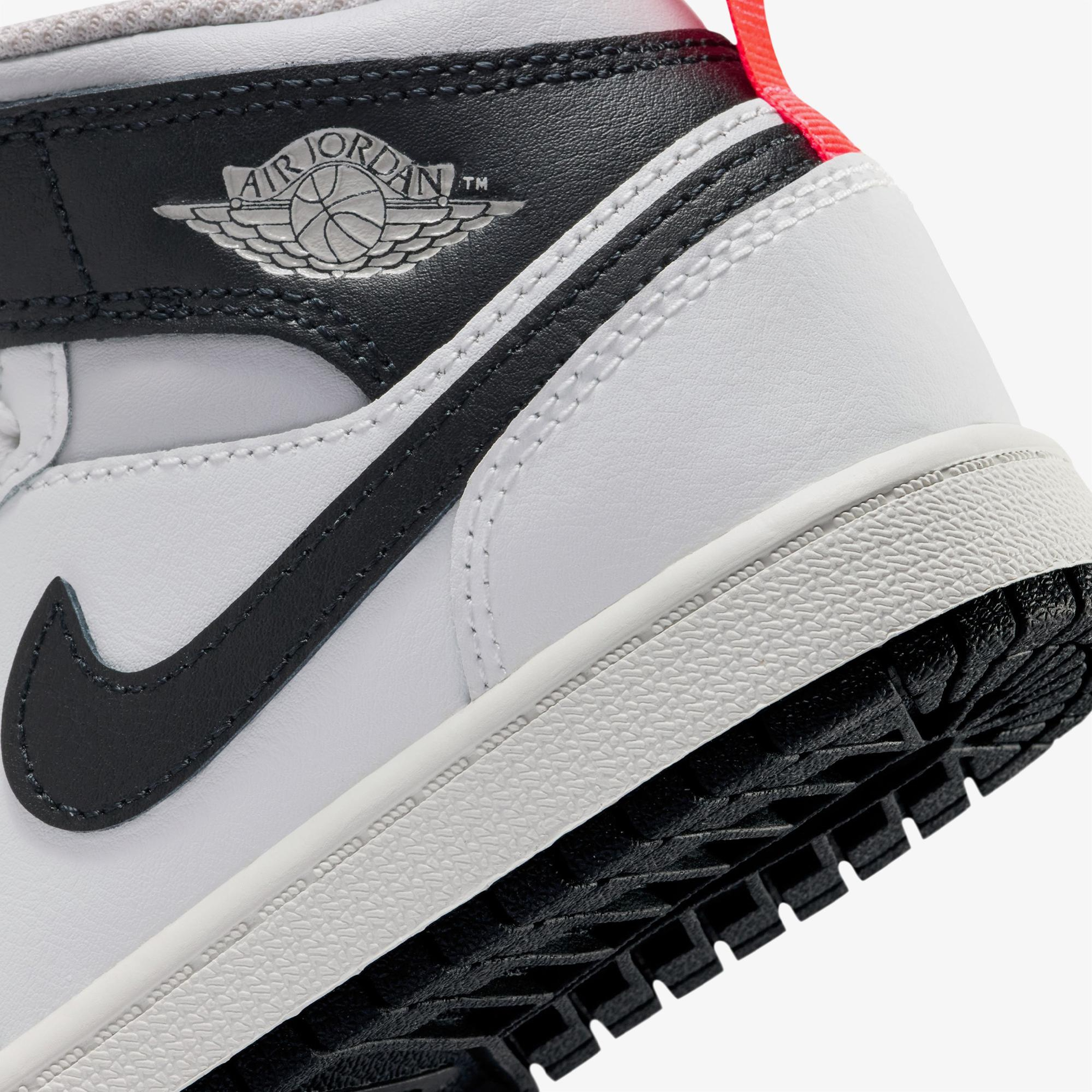Jordan 1 Mid Çocuk Gri Spor Ayakkabı