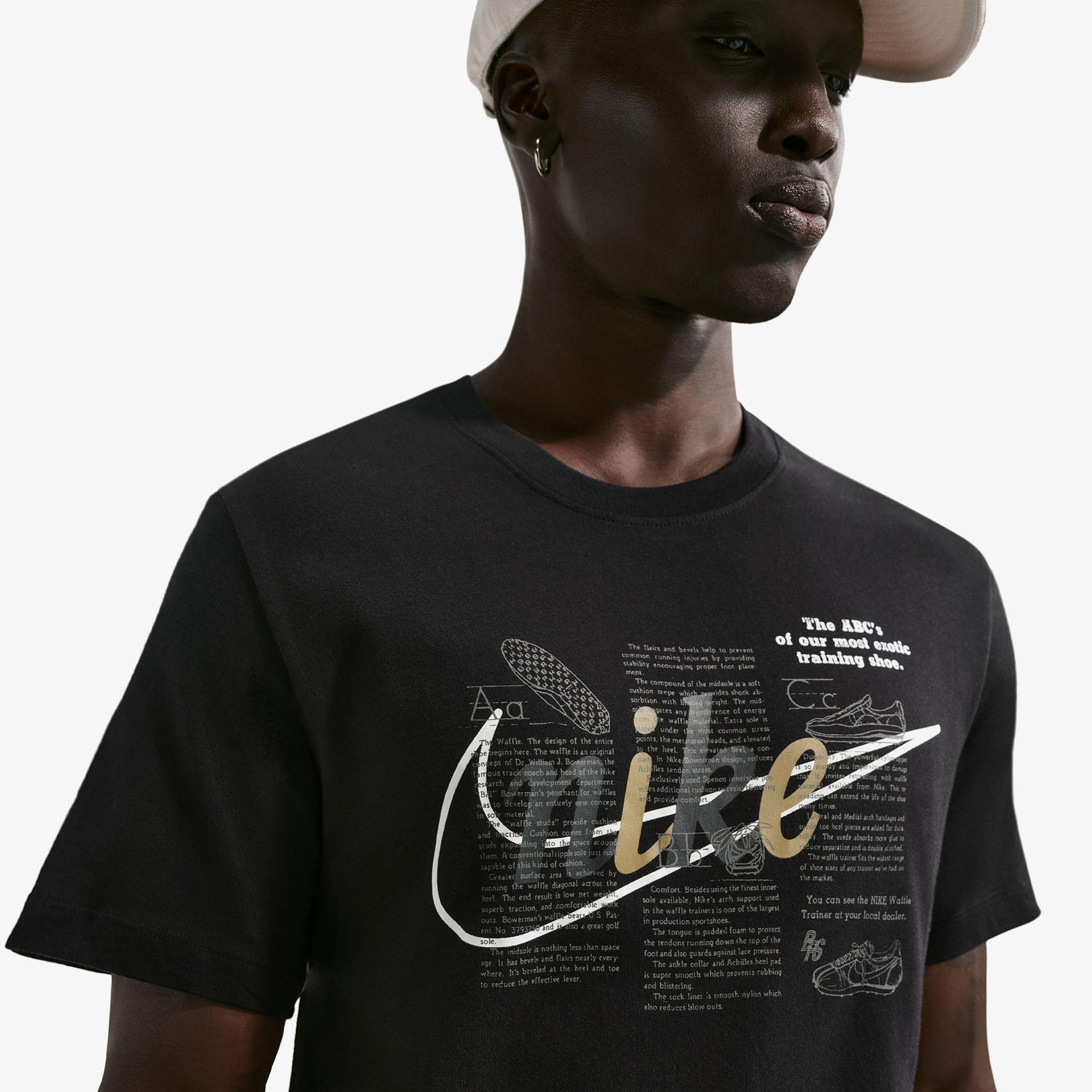 Nike Sportswear Celebrate Erkek Siyah T-Shirt