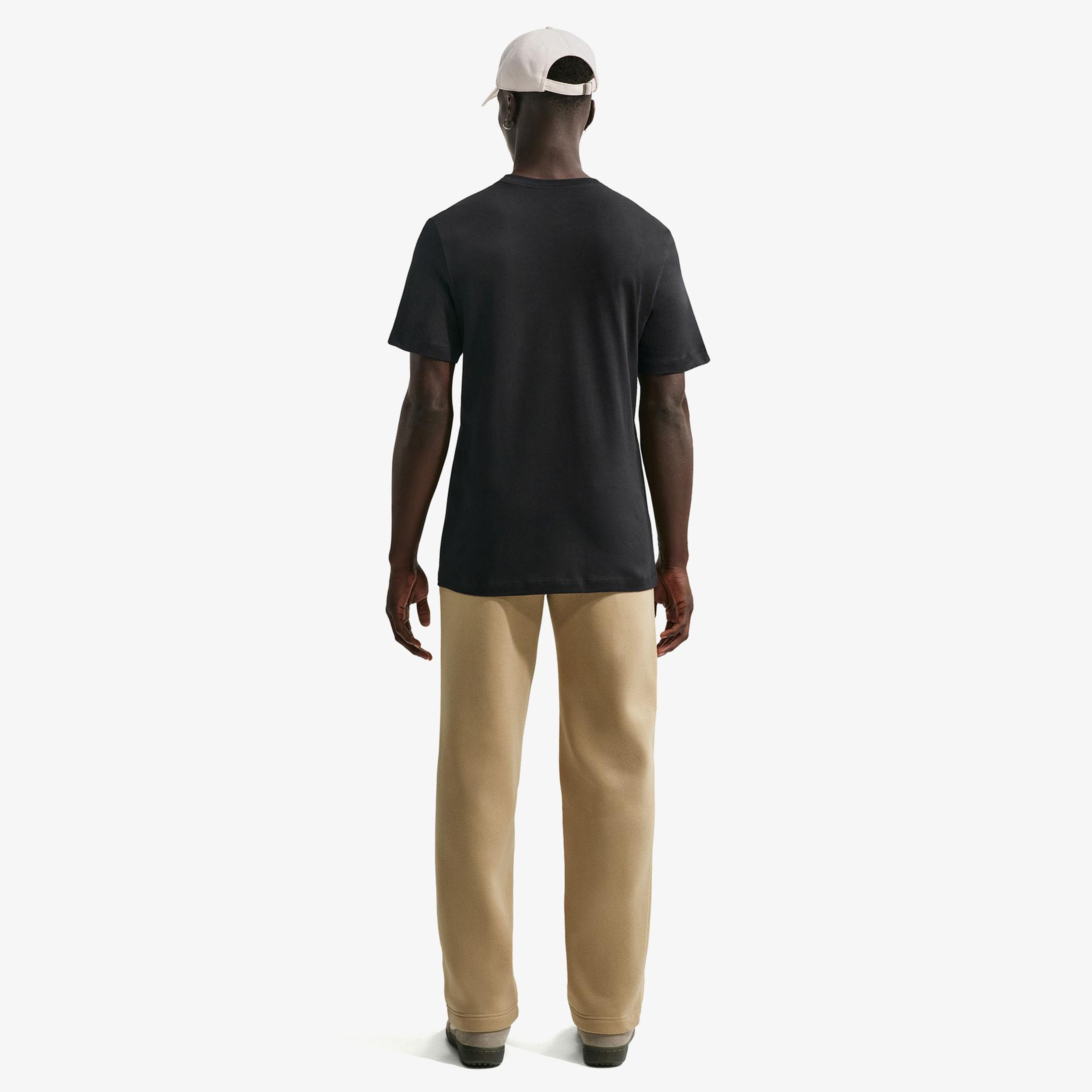 Nike Sportswear Celebrate Erkek Siyah T-Shirt