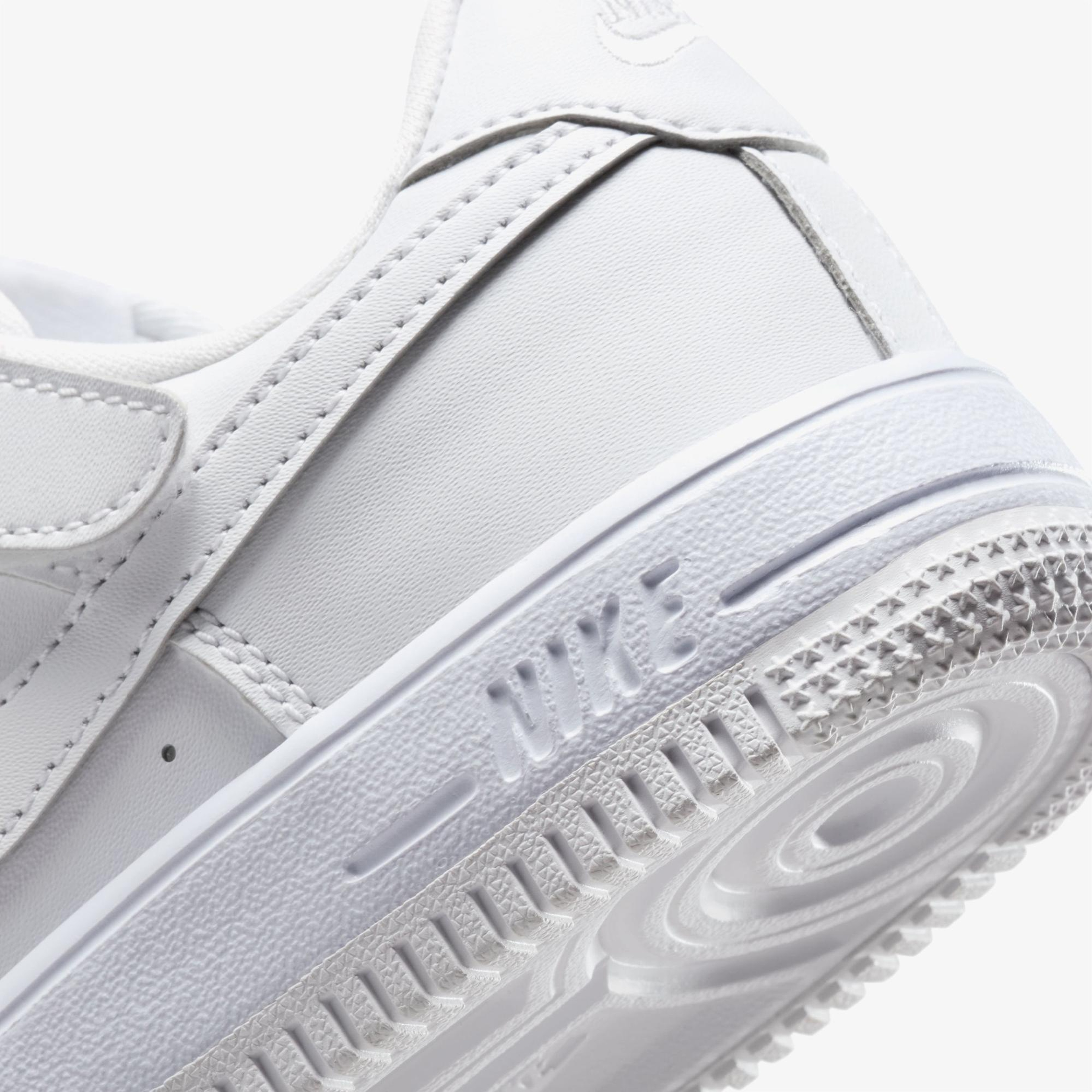 Nike Force 1 Low EasyOn Çocuk Beyaz Spor Ayakkabı