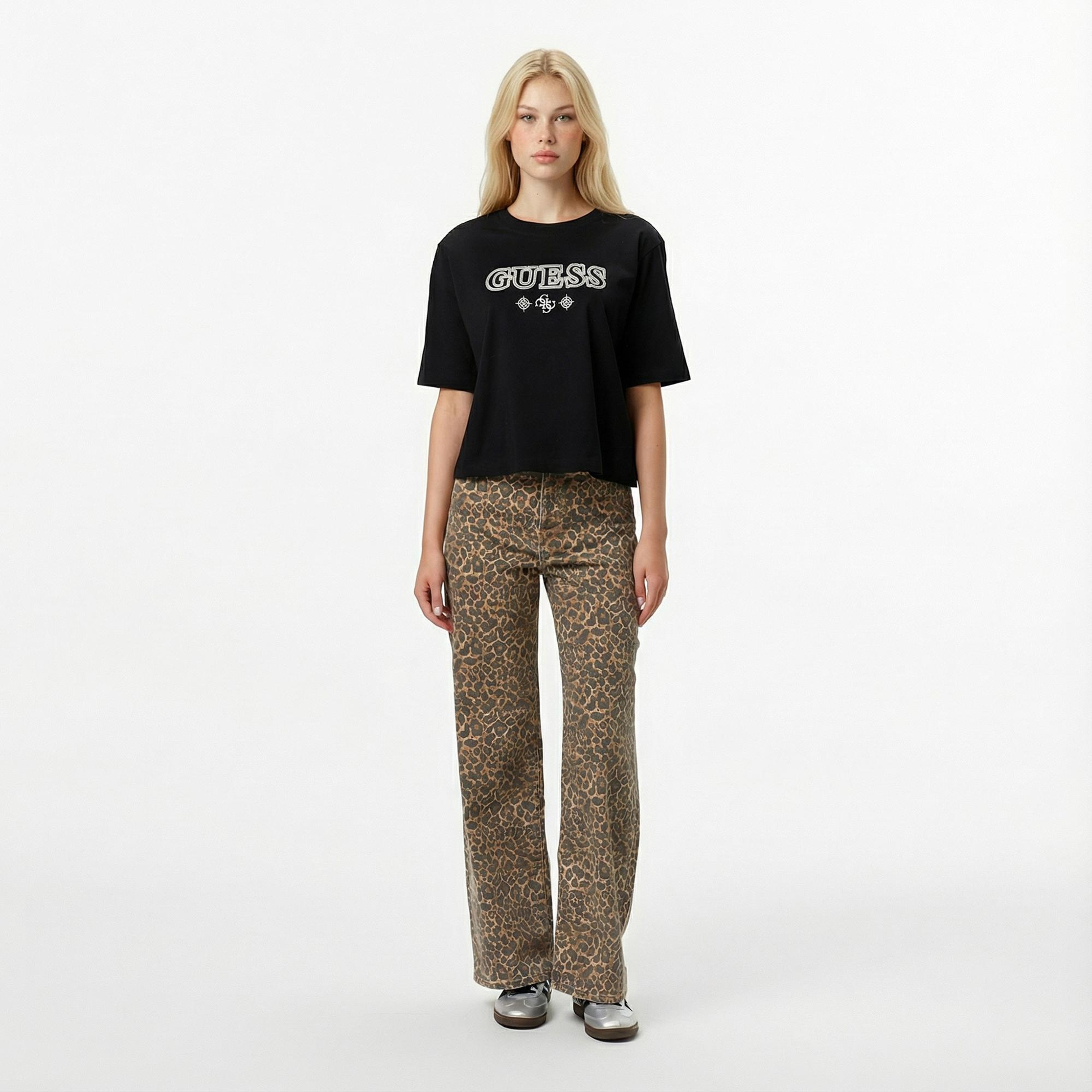 Guess Gloria Boxy Fit Kadın Siyah T-Shirt